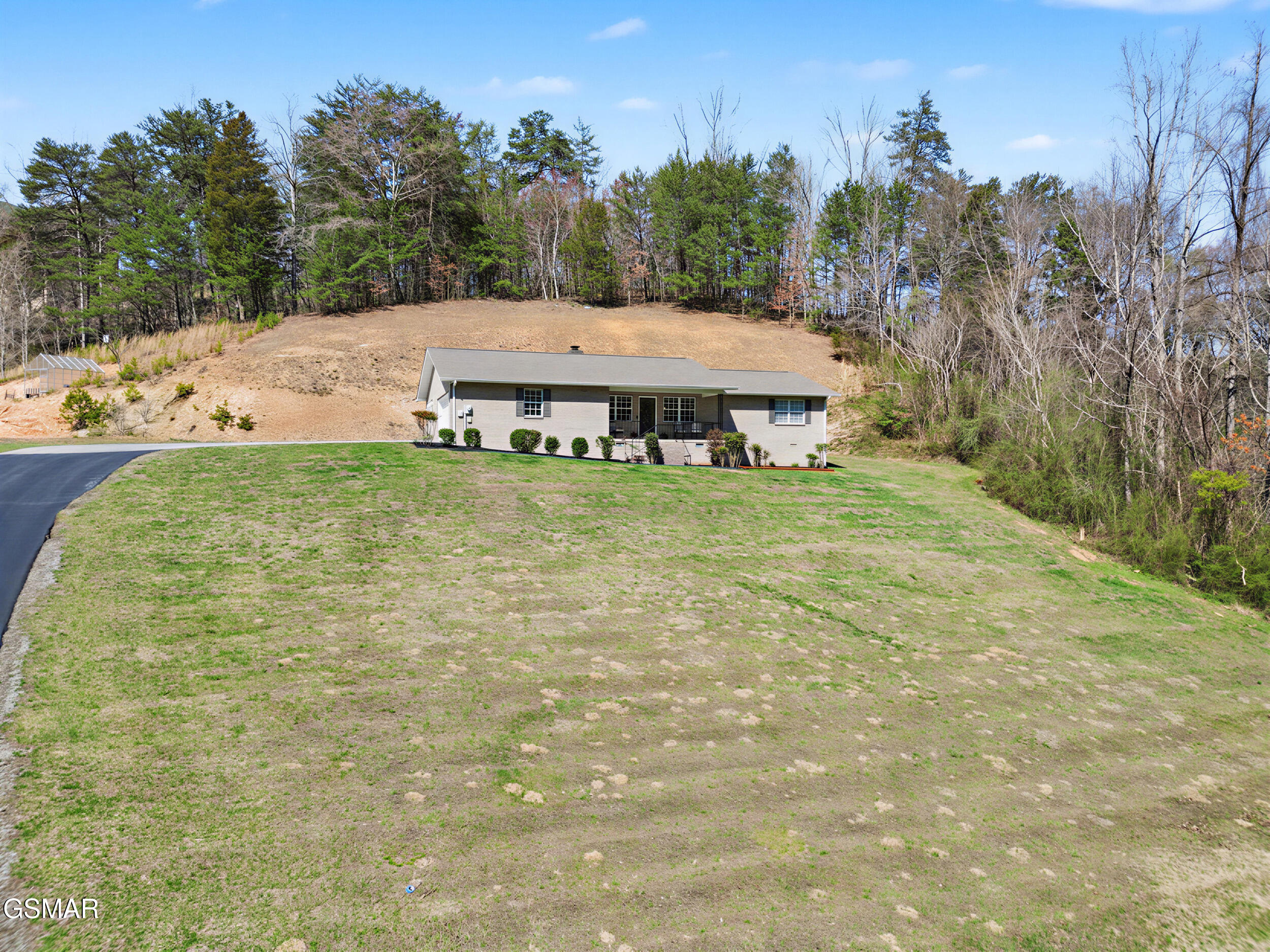 786 Pine Mountain Road Pigeon Forge TN 37863