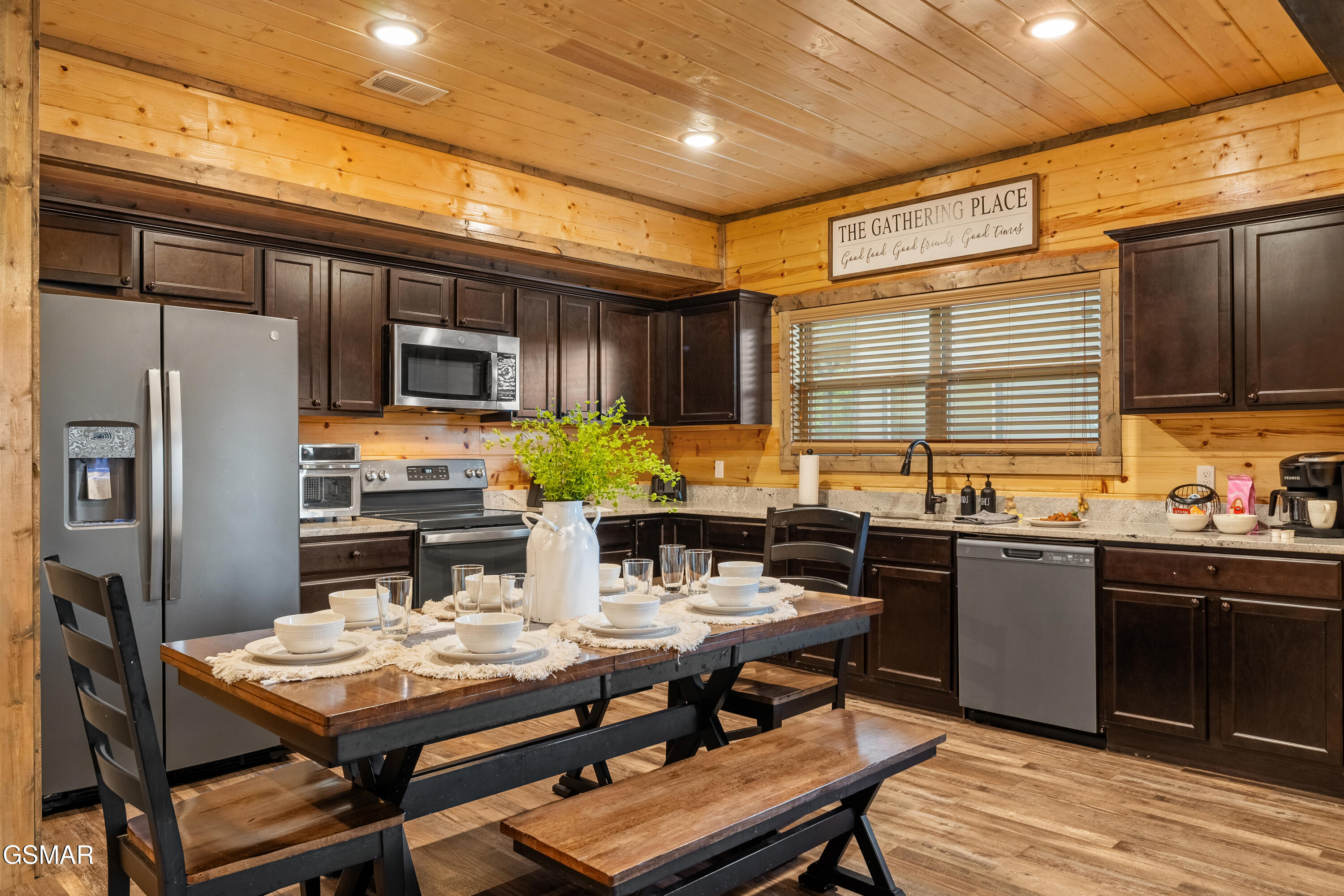 1654 Veterans Boulevard Sevierville TN 37862