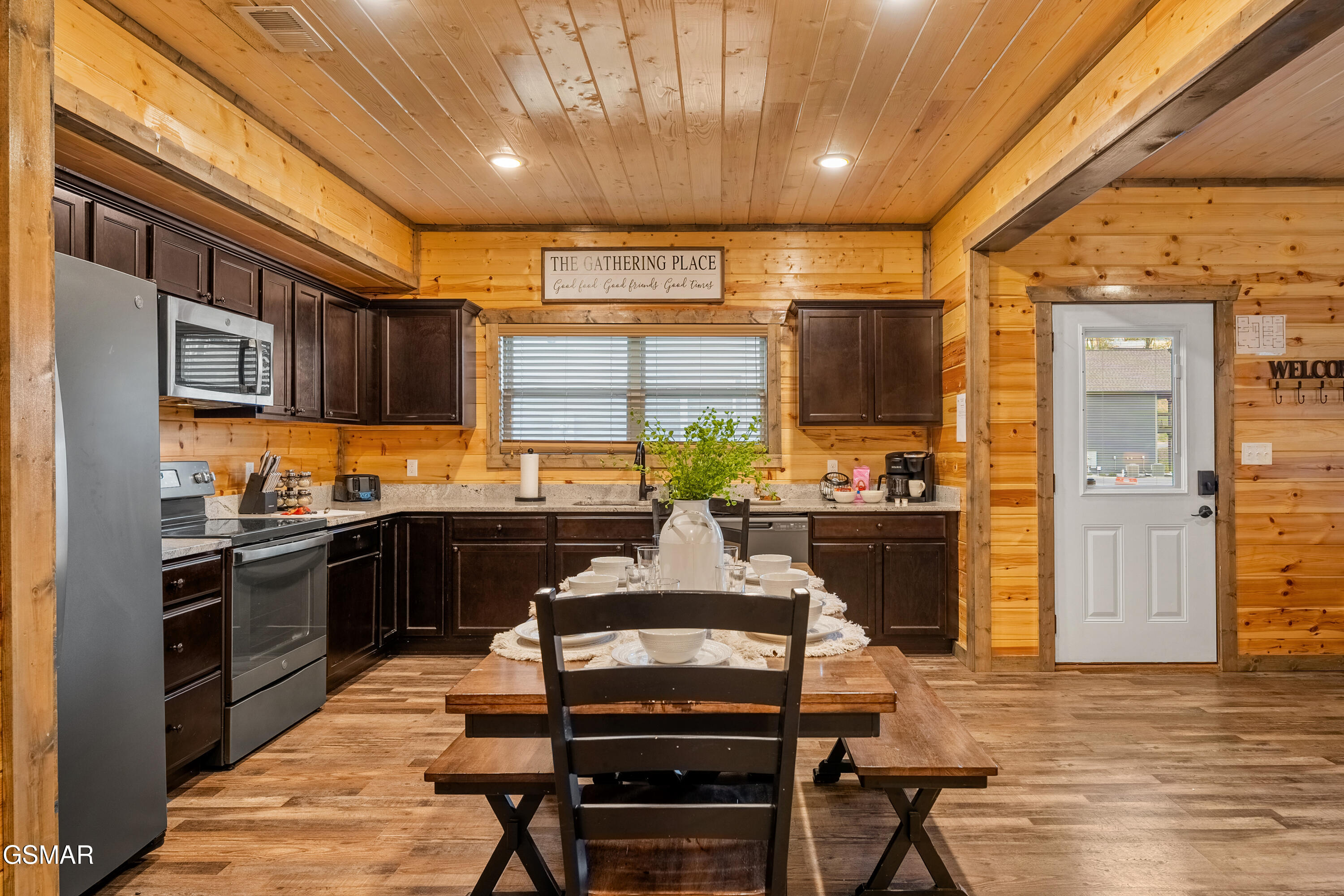 1654 Veterans Boulevard Sevierville TN 37862