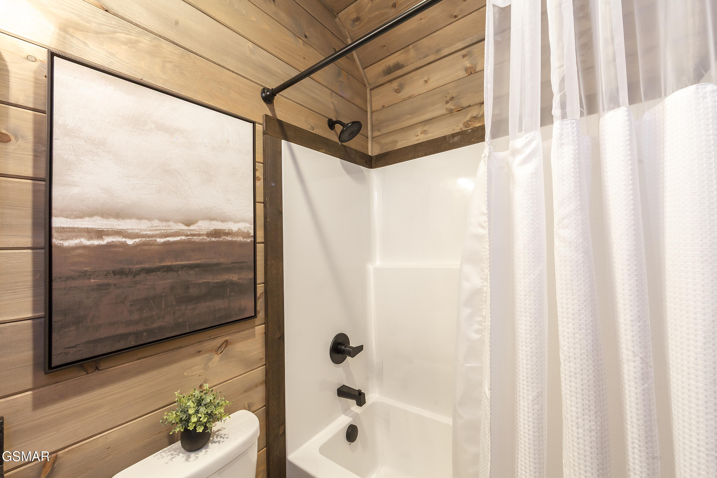 2119 Beach Front Drive Sevierville TN 37862