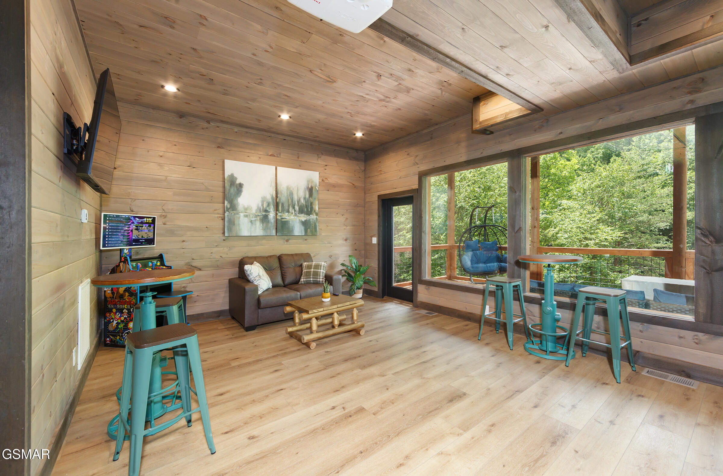 2119 Beach Front Drive Sevierville TN 37862