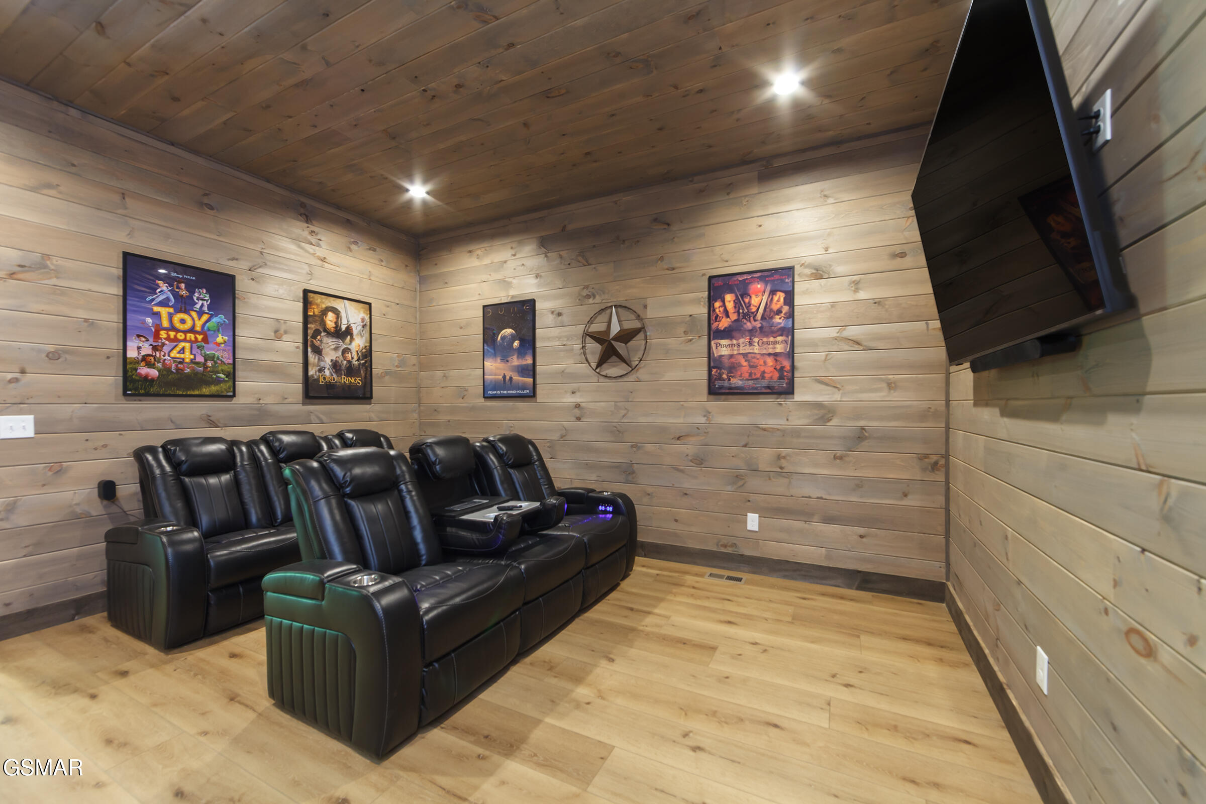 2119 Beach Front Drive Sevierville TN 37862