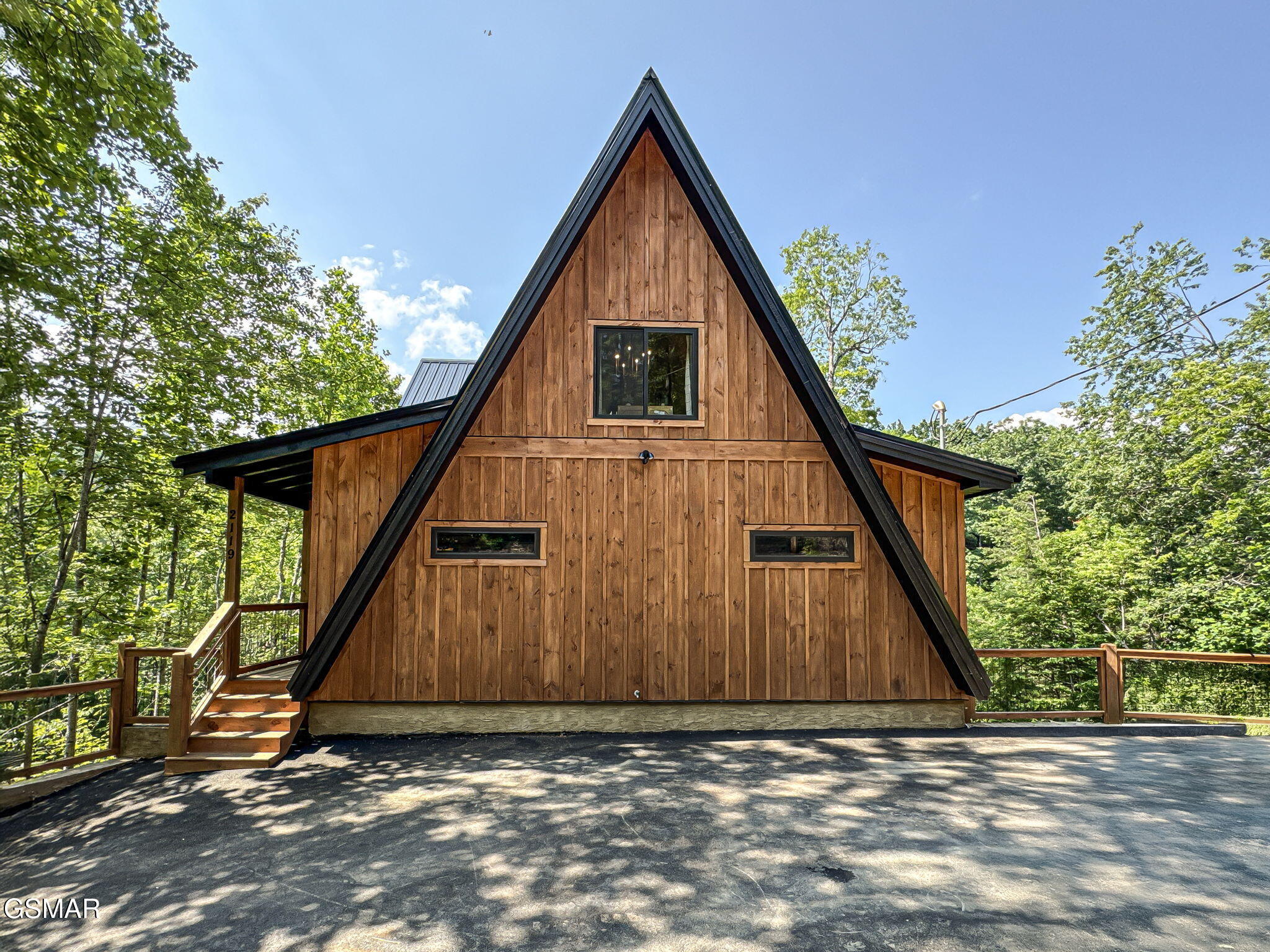 2119 Beach Front Drive Sevierville TN 37862