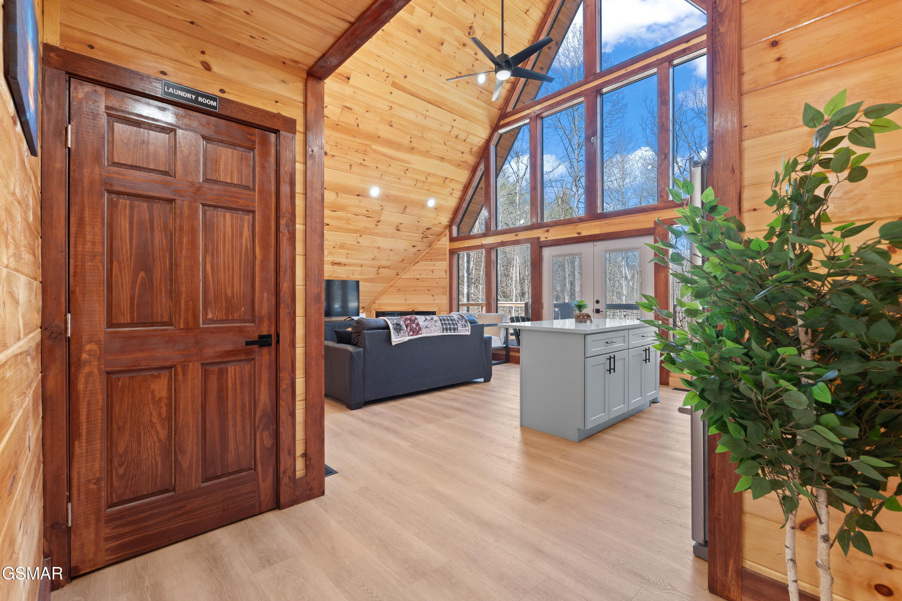 3115 Emerald Springs Loop Sevierville TN 37862