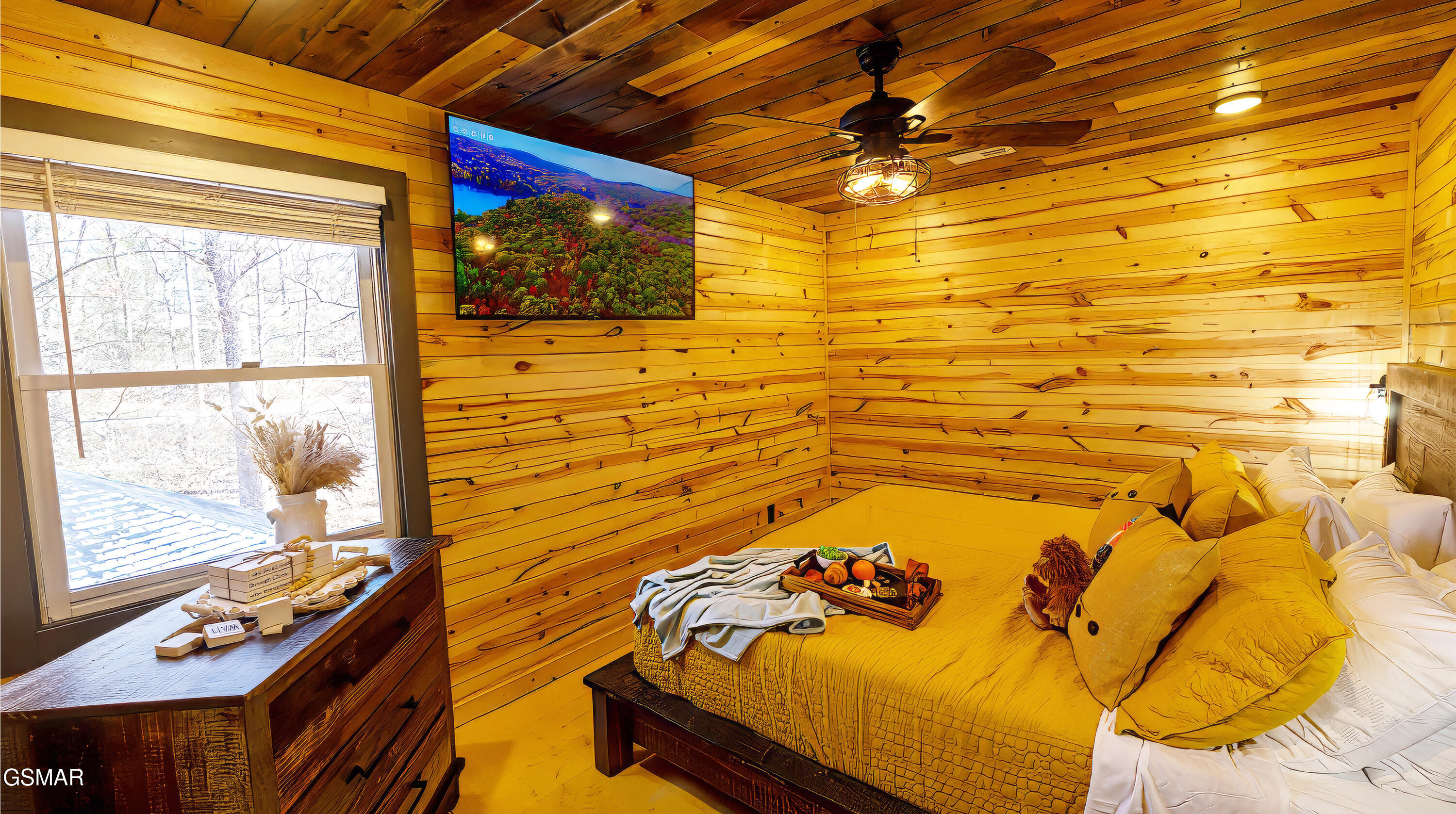 1501 Peach Tree Street Pigeon Forge TN 37862