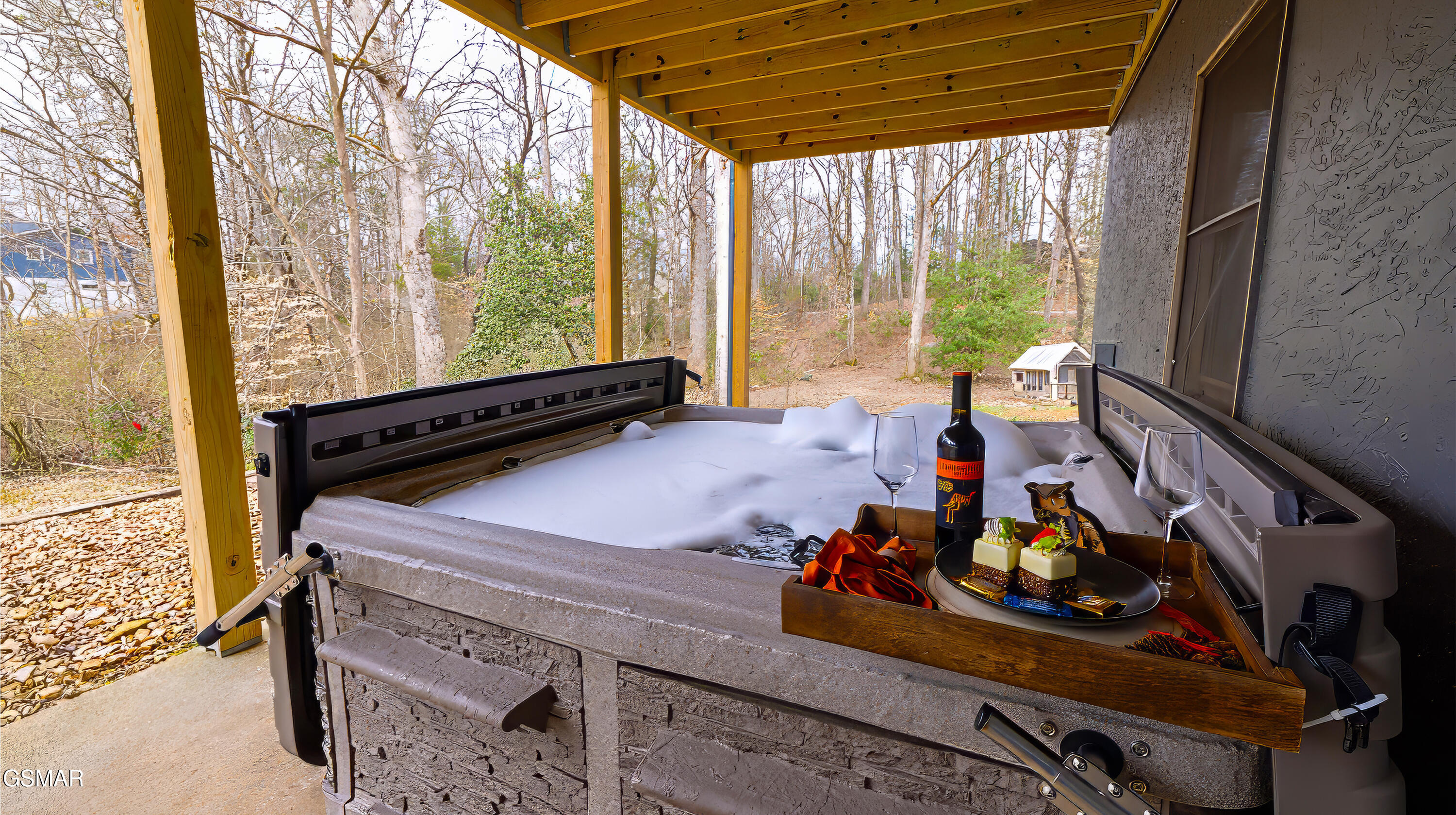 1501 Peach Tree Street Pigeon Forge TN 37862