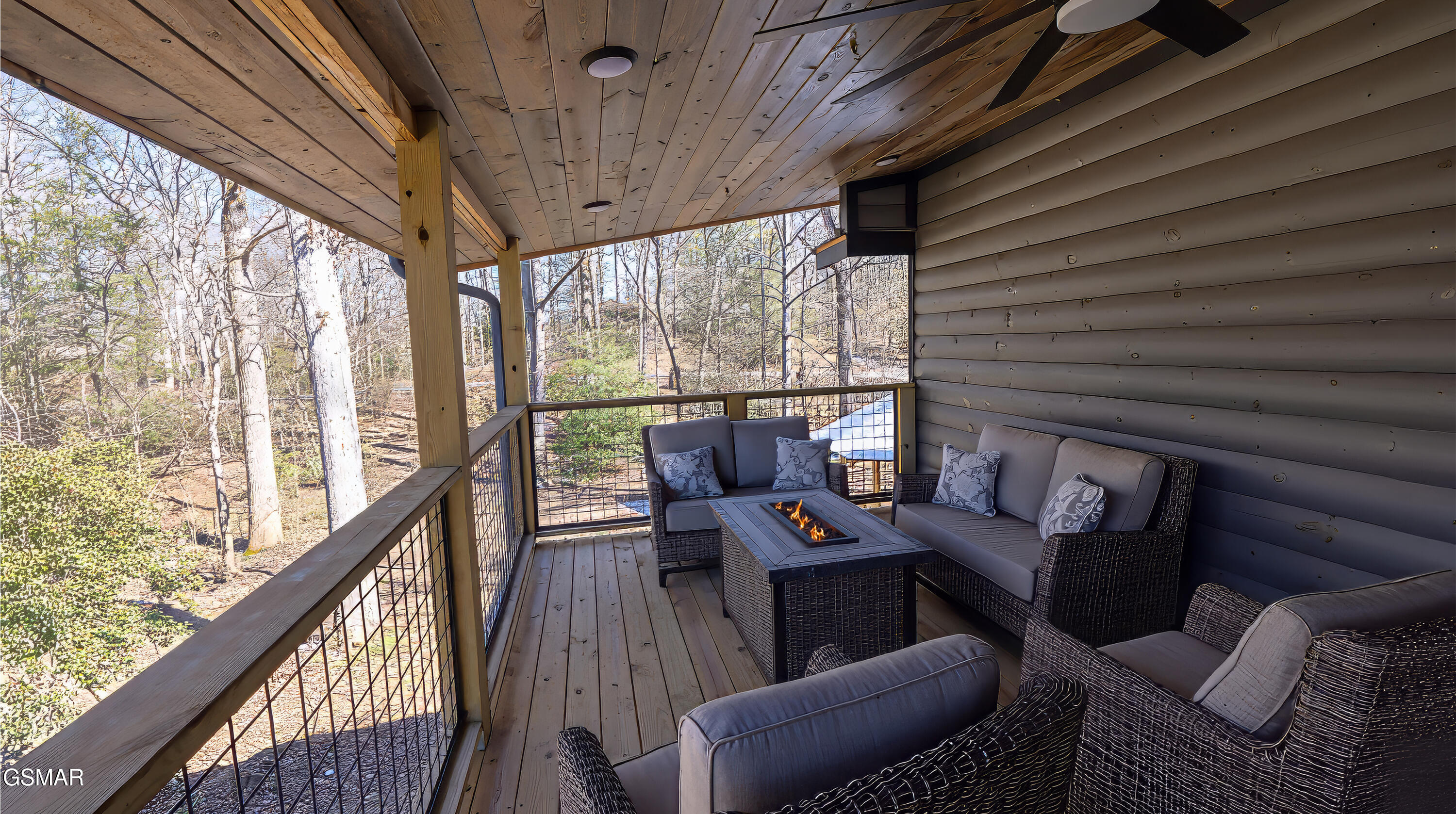 1501 Peach Tree Street Pigeon Forge TN 37862