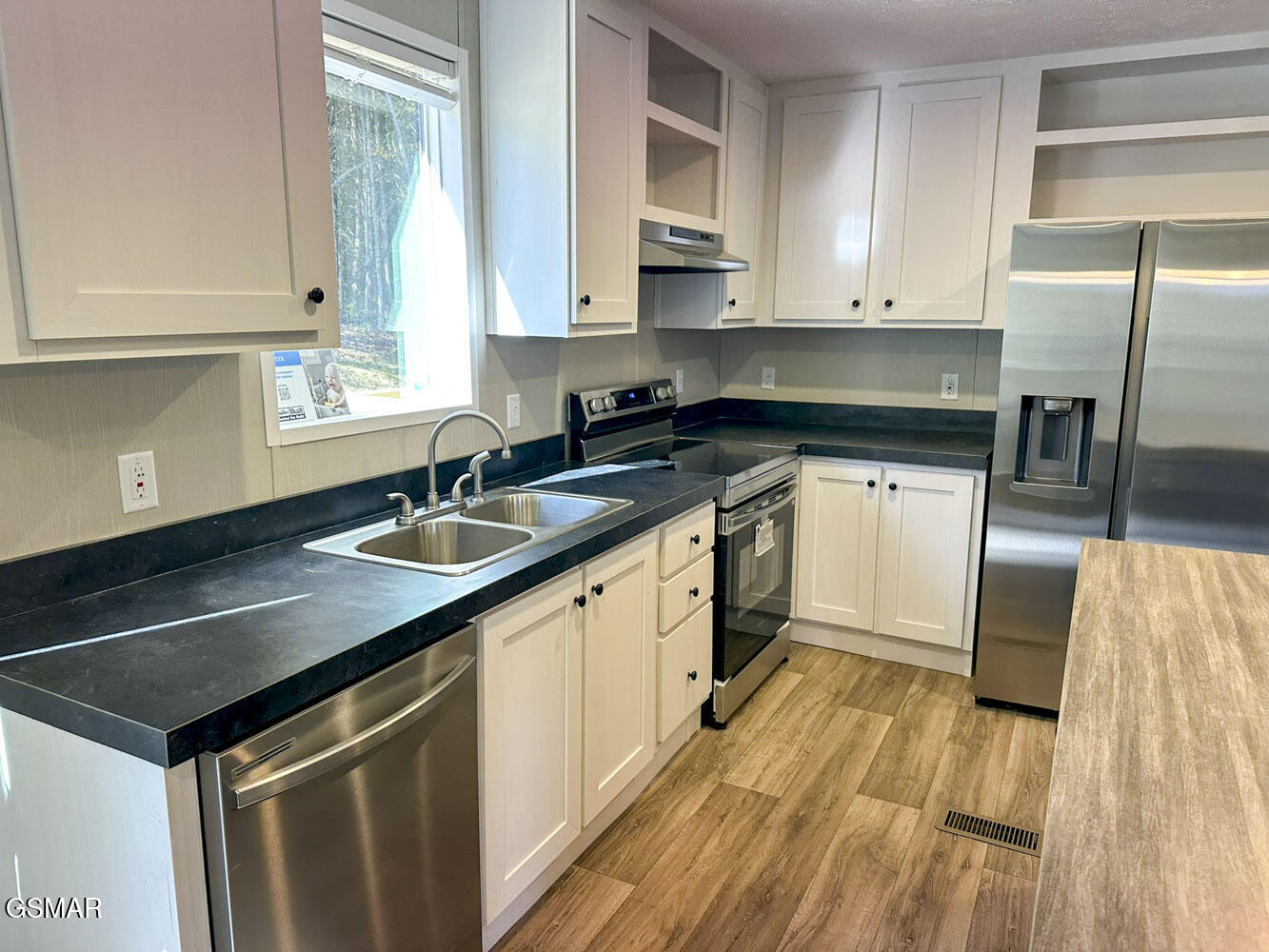 350 Bungalow Drive Dandridge TN 37725