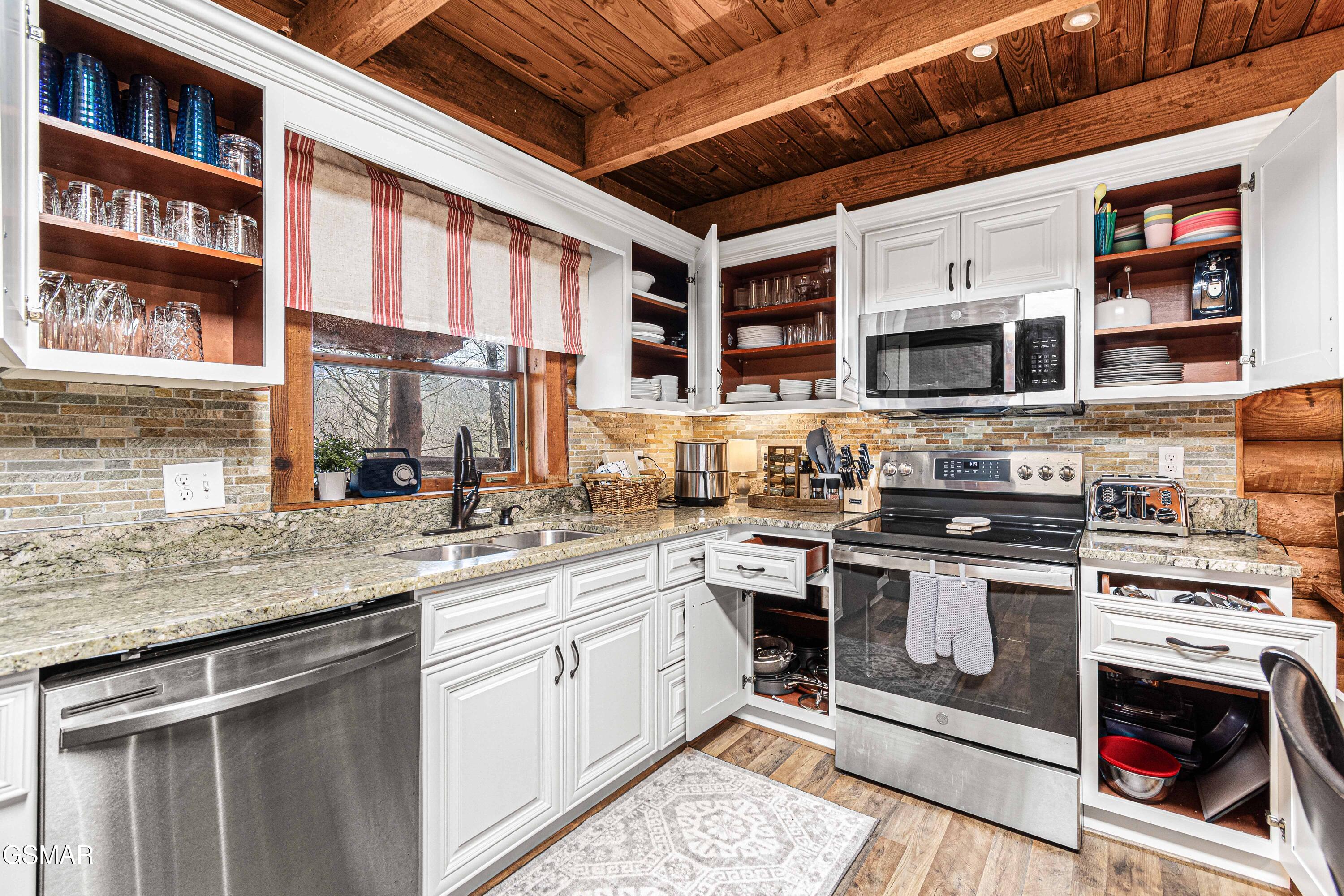 3115 E Parkway Gatlinburg TN 37738