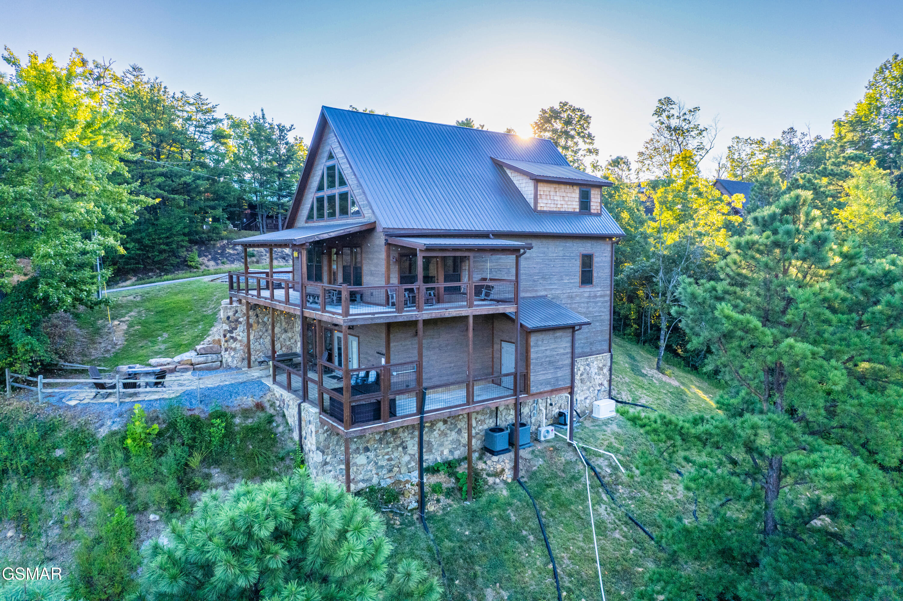 2446 Misty Shadows Drive Sevierville TN 37862