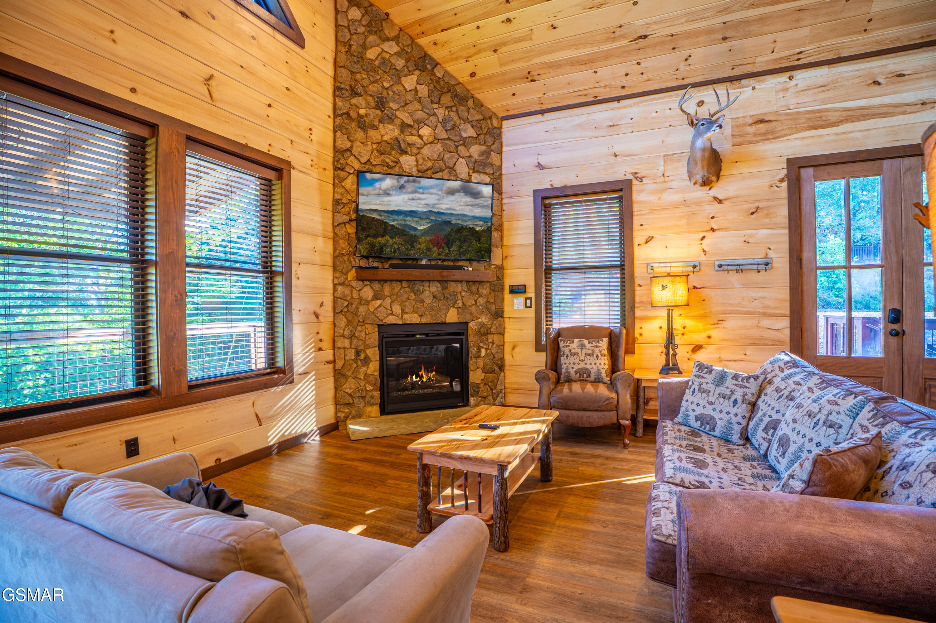 2446 Misty Shadows Drive Sevierville TN 37862