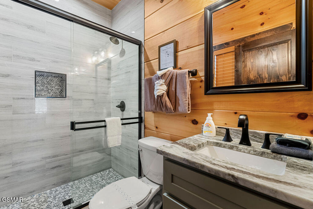 2382 Headrick Lead Sevierville TN 37862