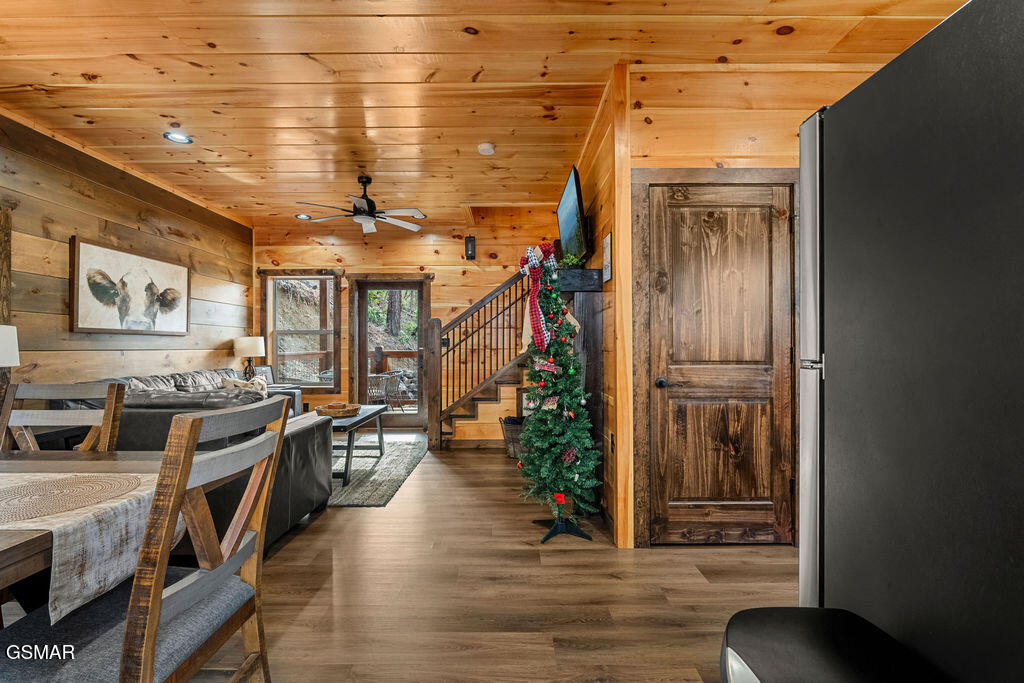 2382 Headrick Lead Sevierville TN 37862