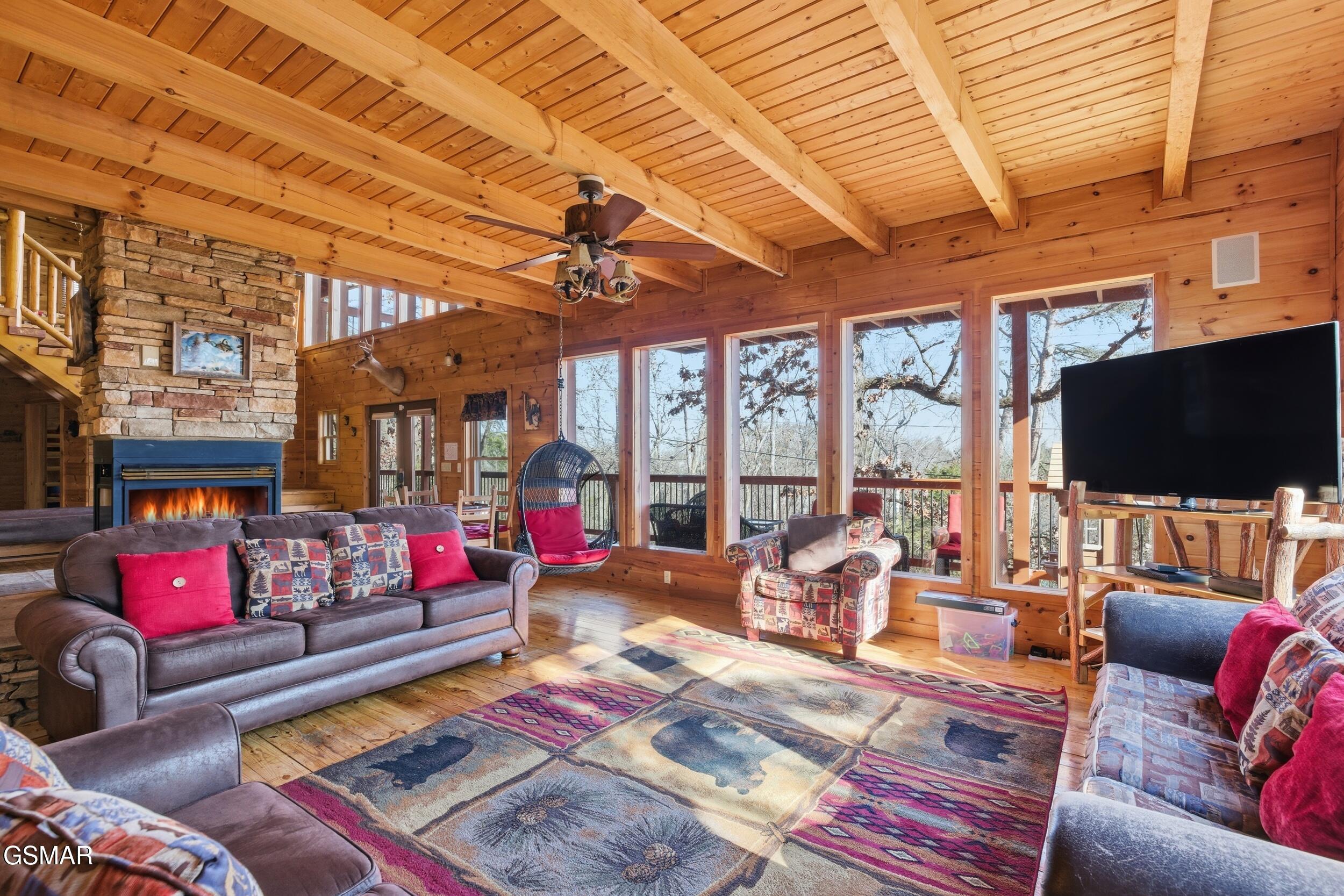 1707 Ridgecrest Drive Sevierville TN 37876