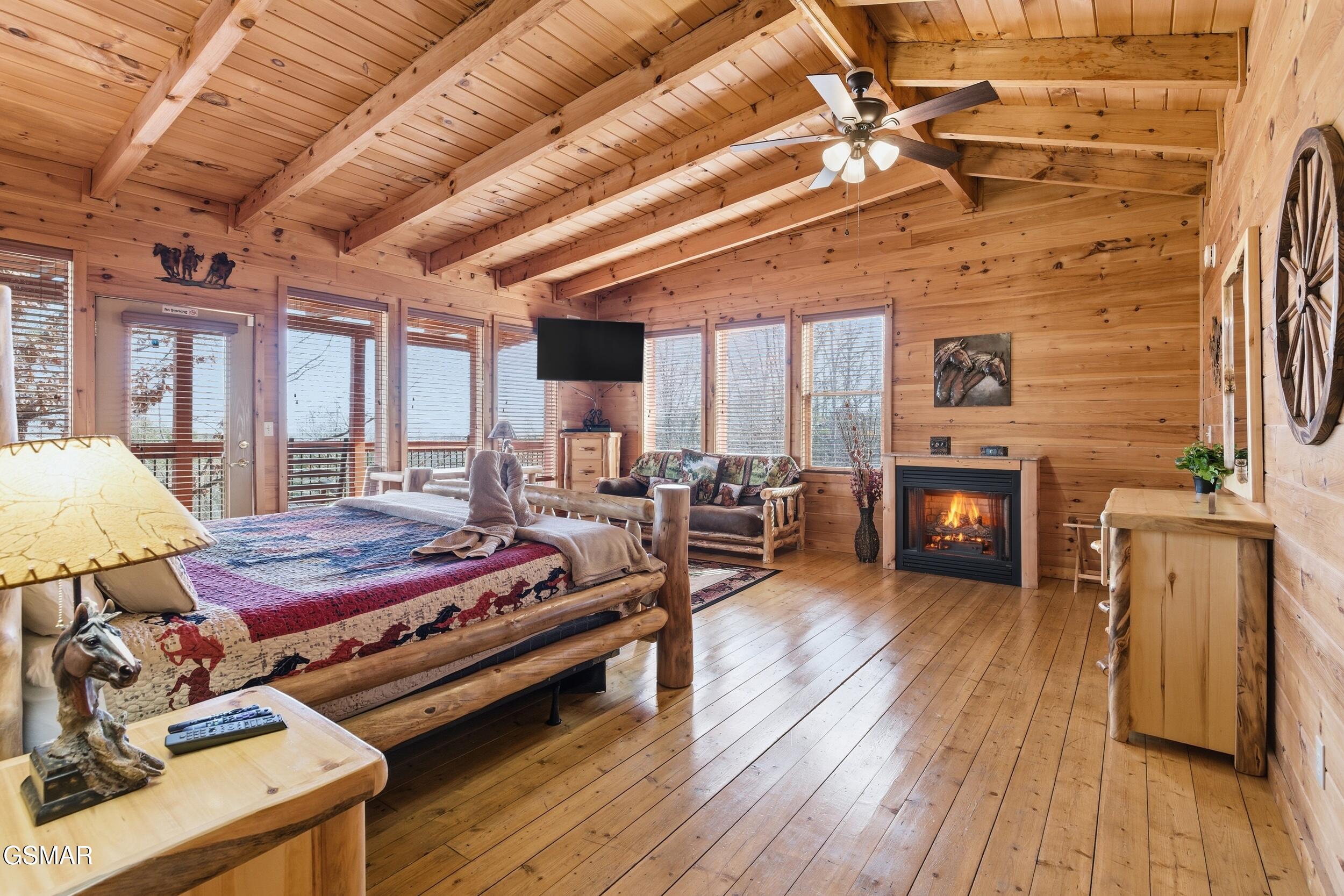 1707 Ridgecrest Drive Sevierville TN 37876