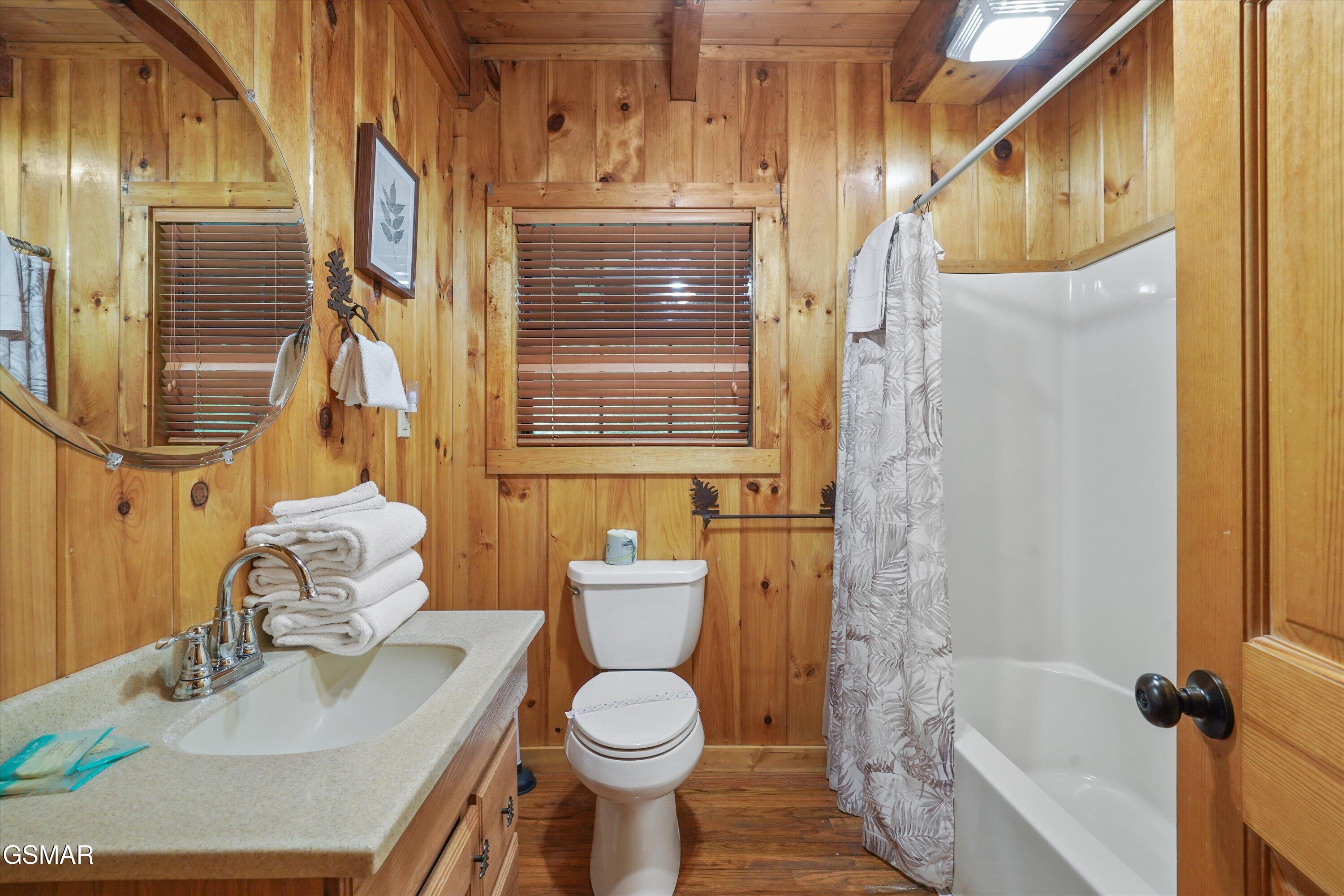 4164 Lumber Jack Way Sevierville TN 37876