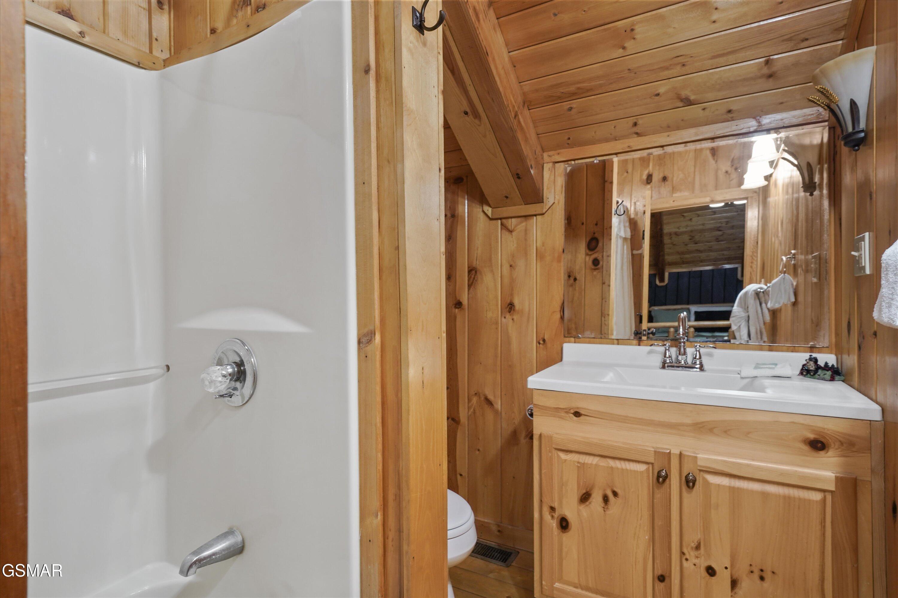 4164 Lumber Jack Way Sevierville TN 37876