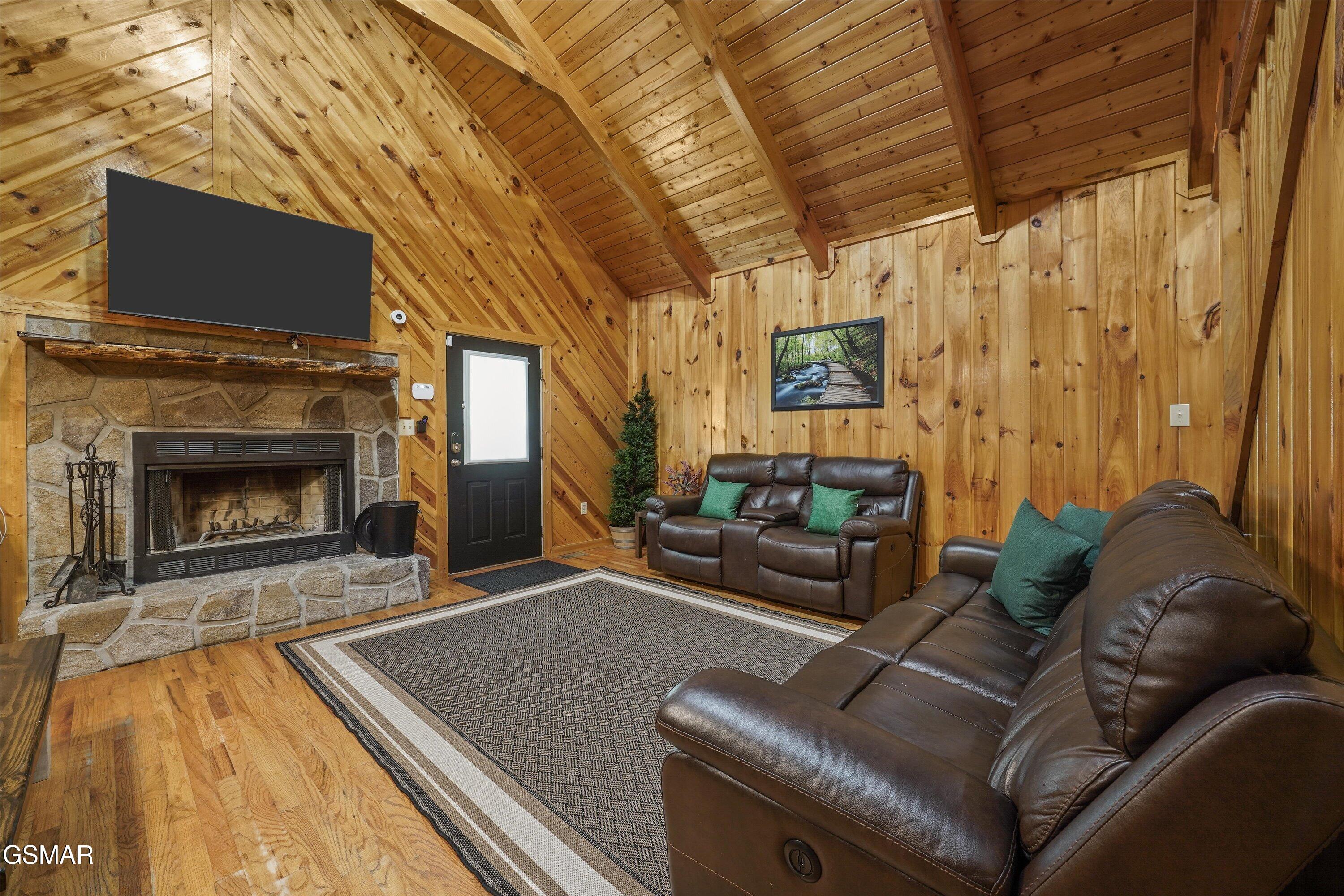 4164 Lumber Jack Way Sevierville TN 37876