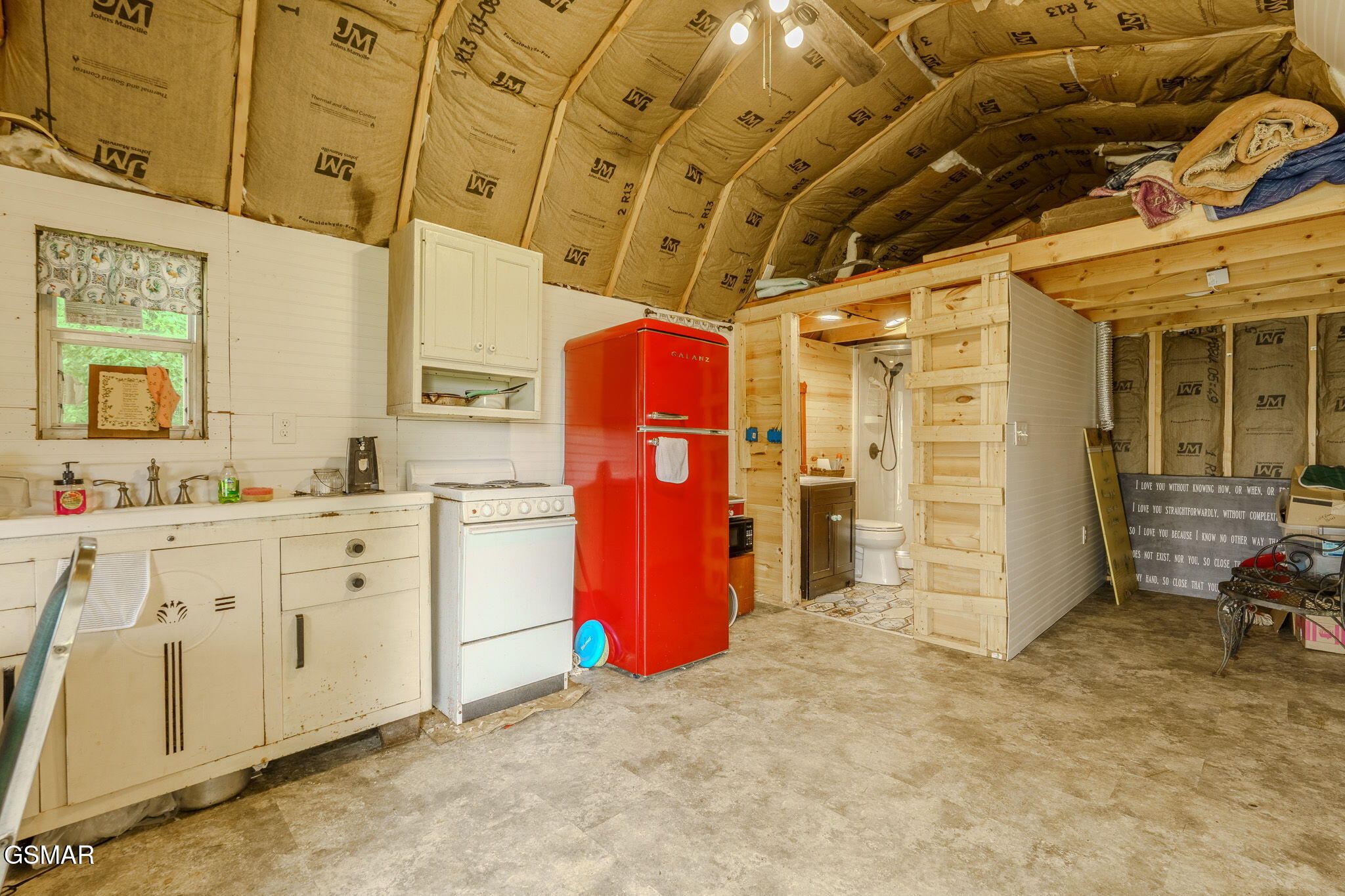 6389 Highway 411 Greenback TN 37742