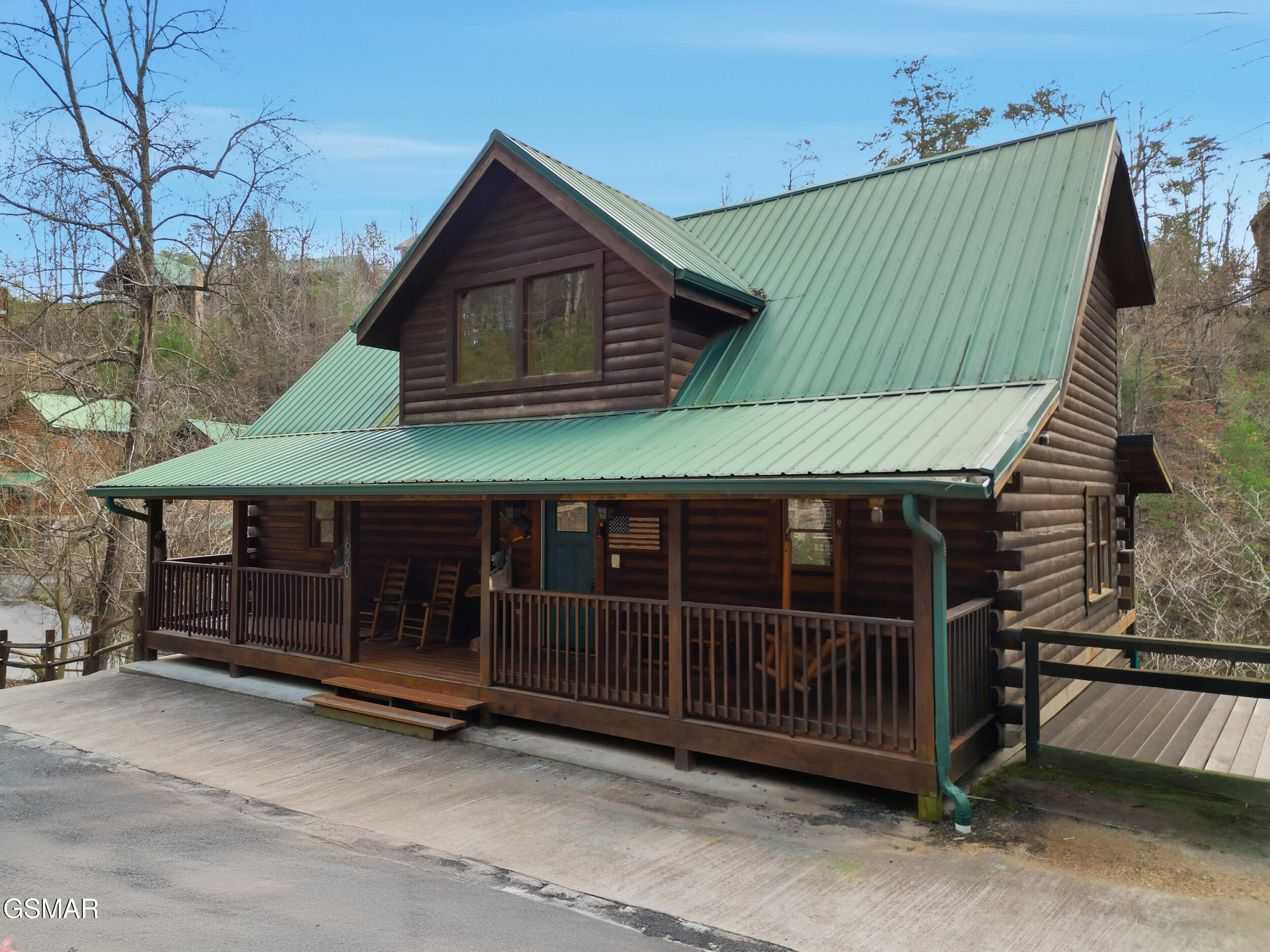 620 Chickasaw Gap Way Pigeon Forge TN 37863