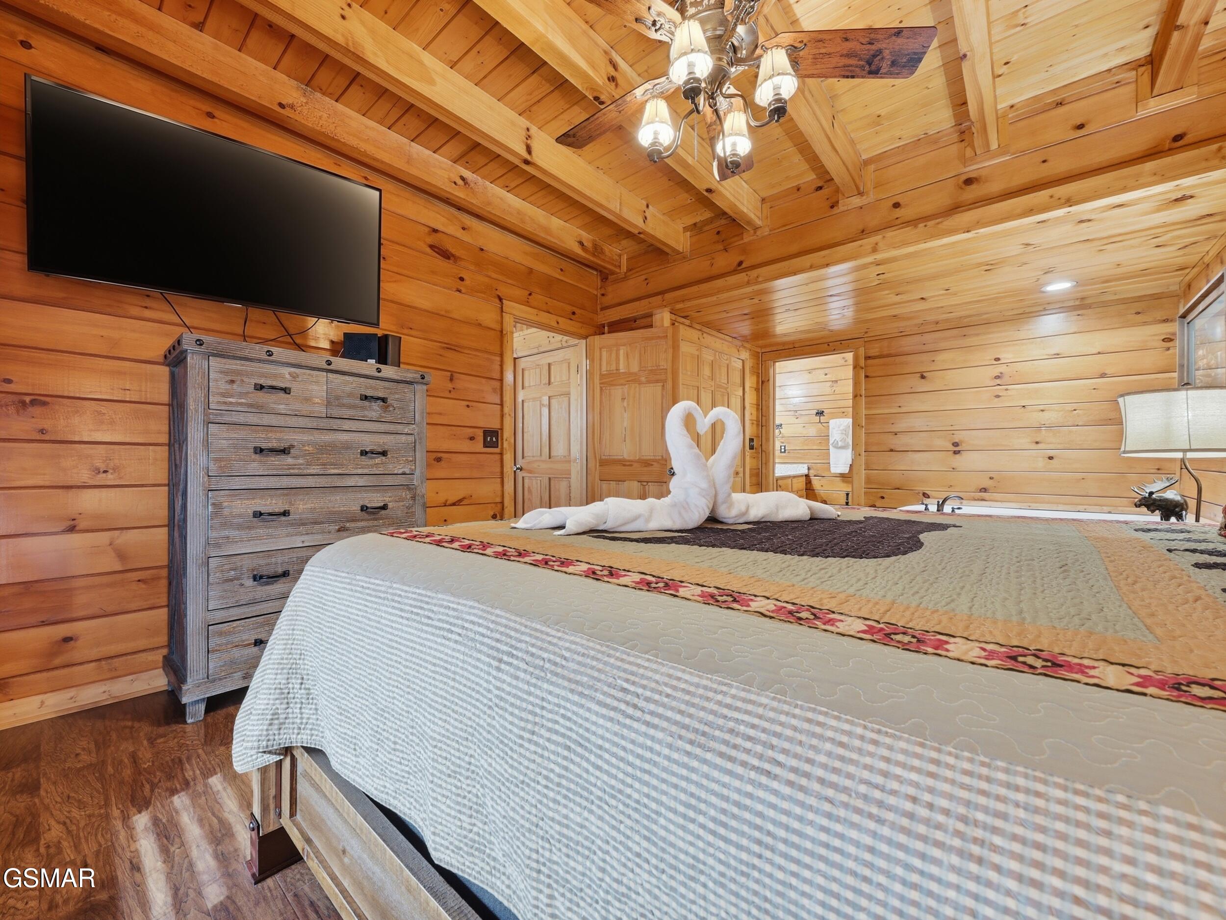 620 Chickasaw Gap Way Pigeon Forge TN 37863