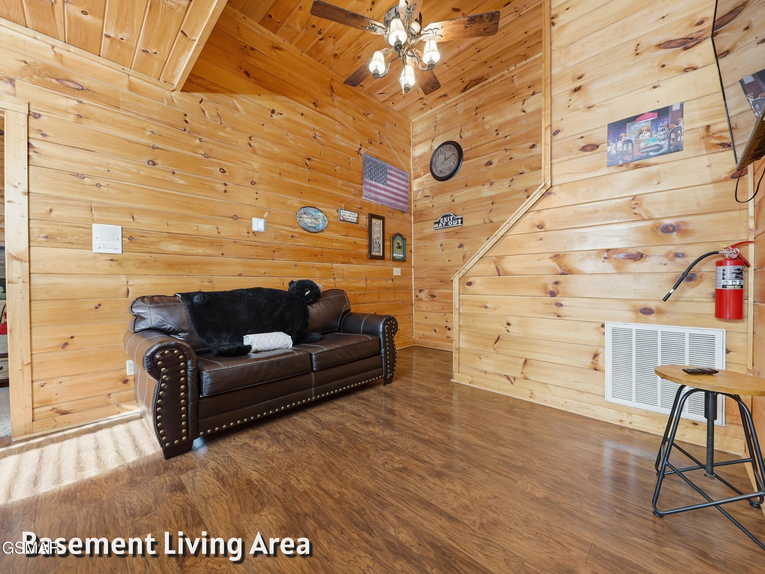 620 Chickasaw Gap Way Pigeon Forge TN 37863