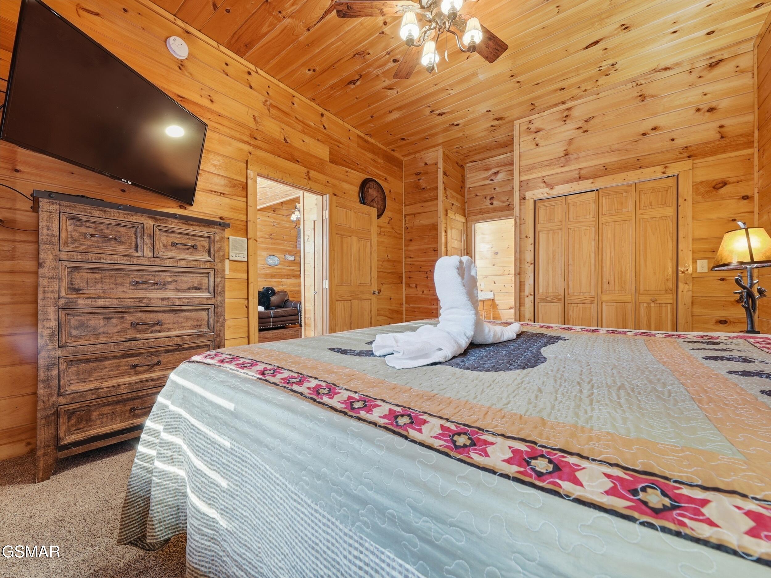 620 Chickasaw Gap Way Pigeon Forge TN 37863