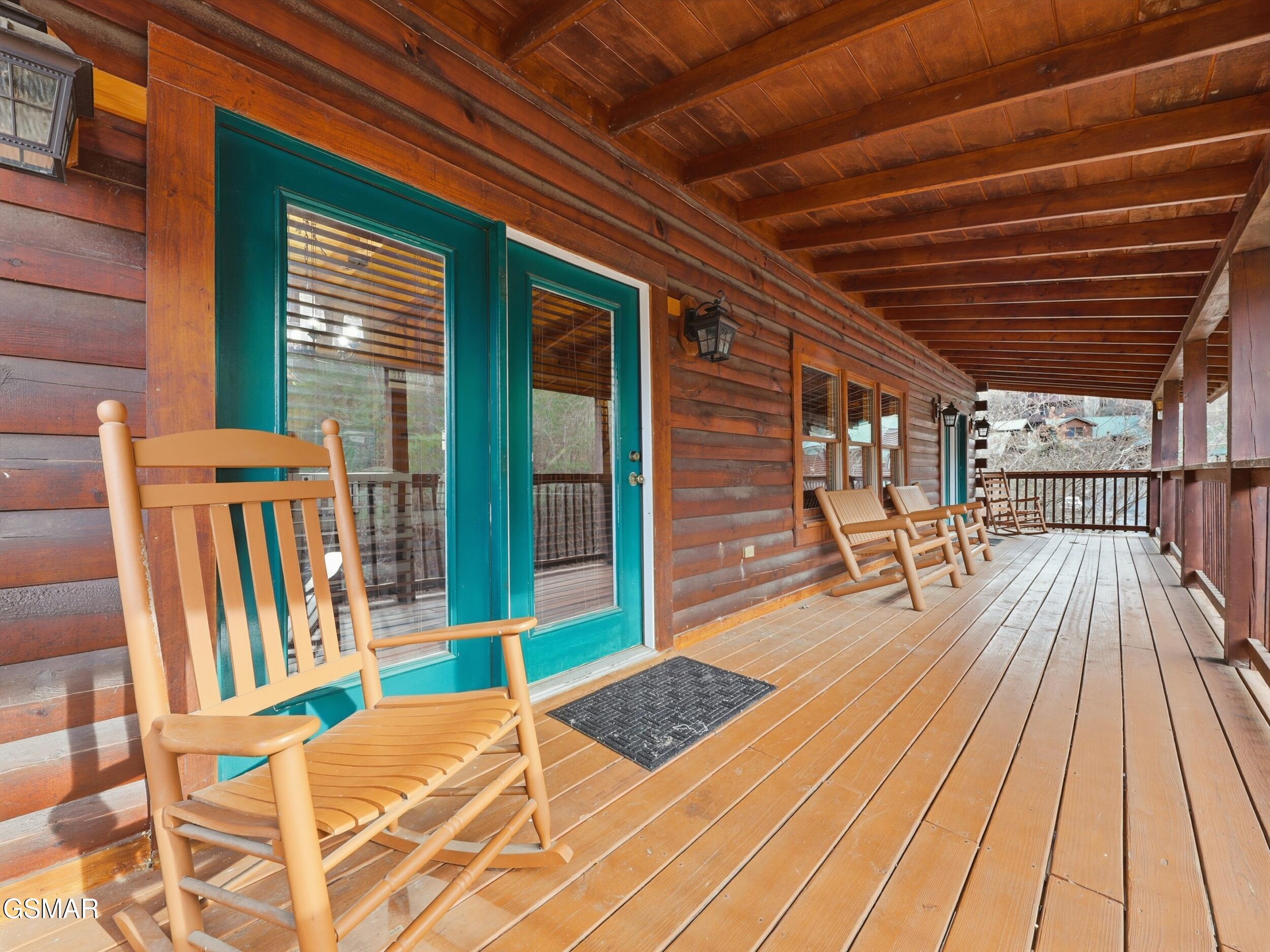 620 Chickasaw Gap Way Pigeon Forge TN 37863