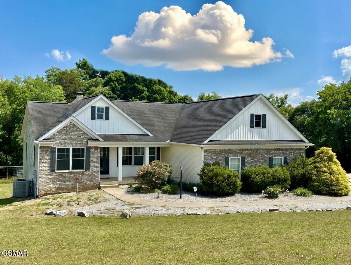 967 E Dumplin Valley Jefferson City TN 37760