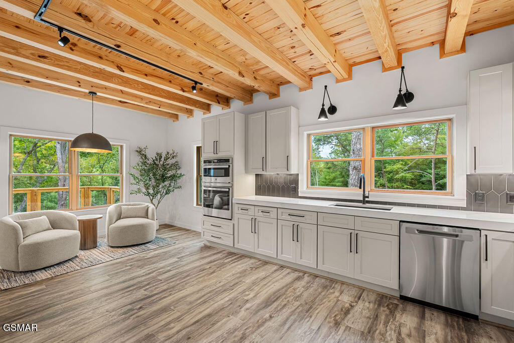 4406 Long Rifle Road Sevierville TN 37862