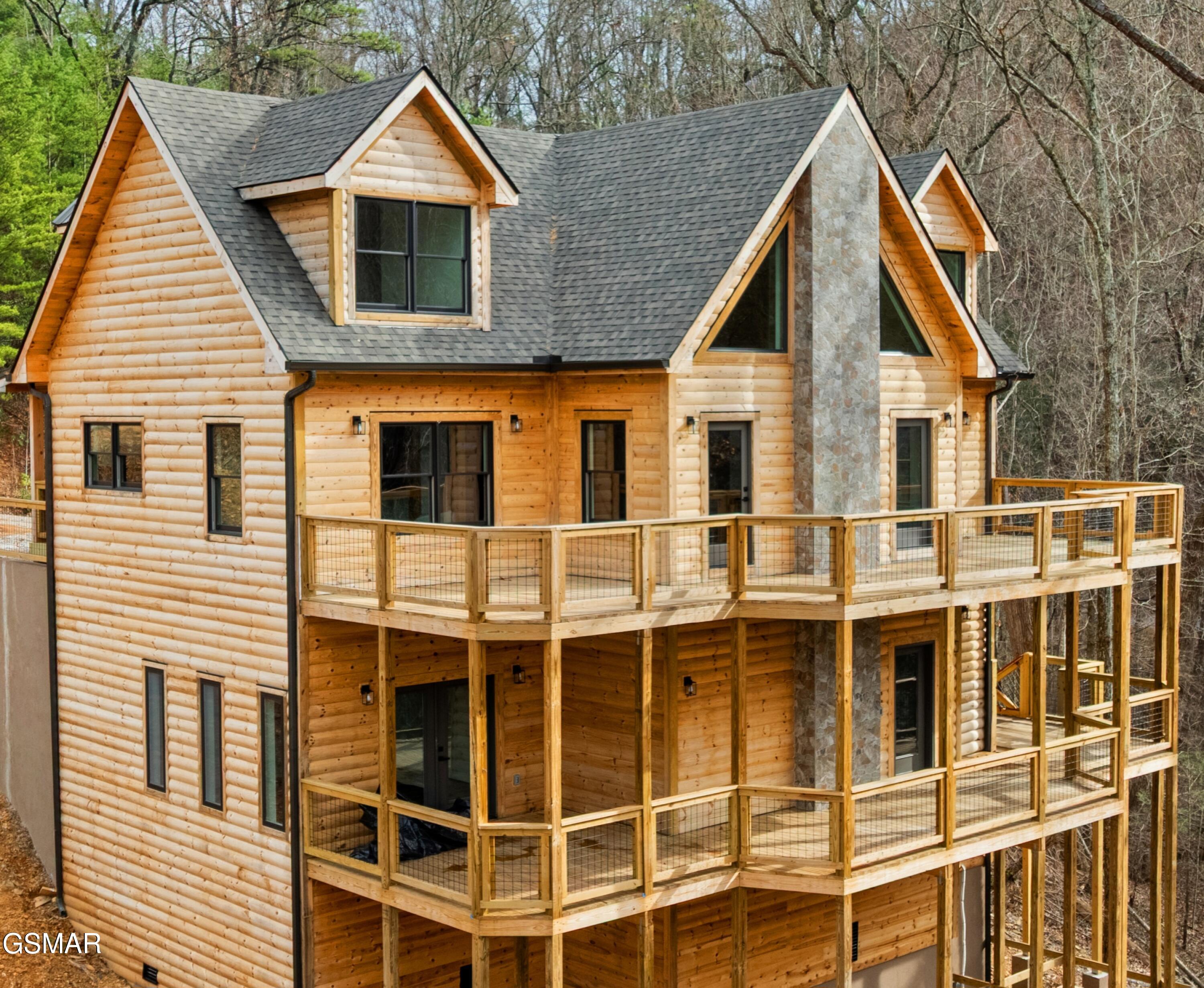 4406 Long Rifle Road Sevierville TN 37862