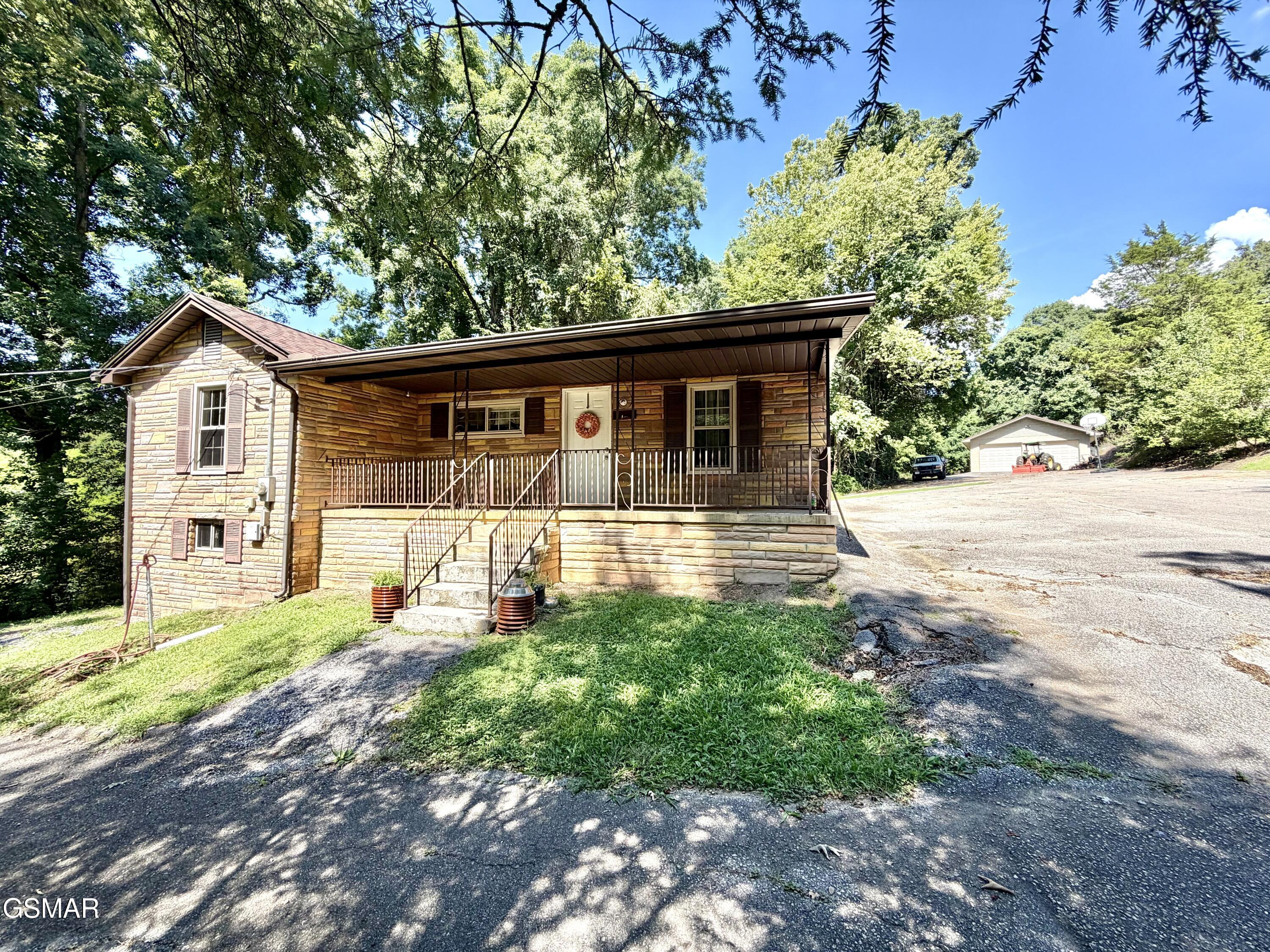 4906 Shady Road Strawberry Plains TN 37871
