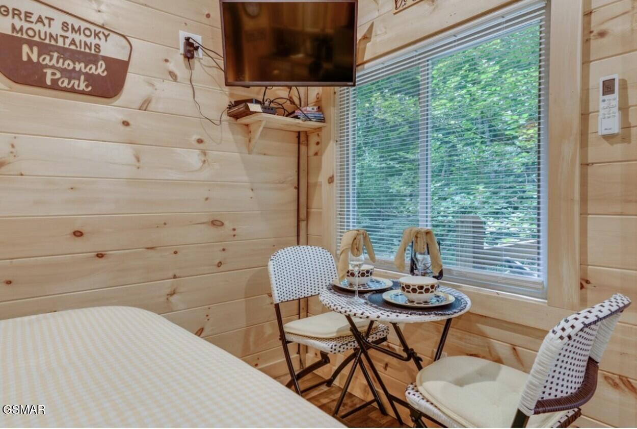 750 Caney Creek Road Cosby TN 37722