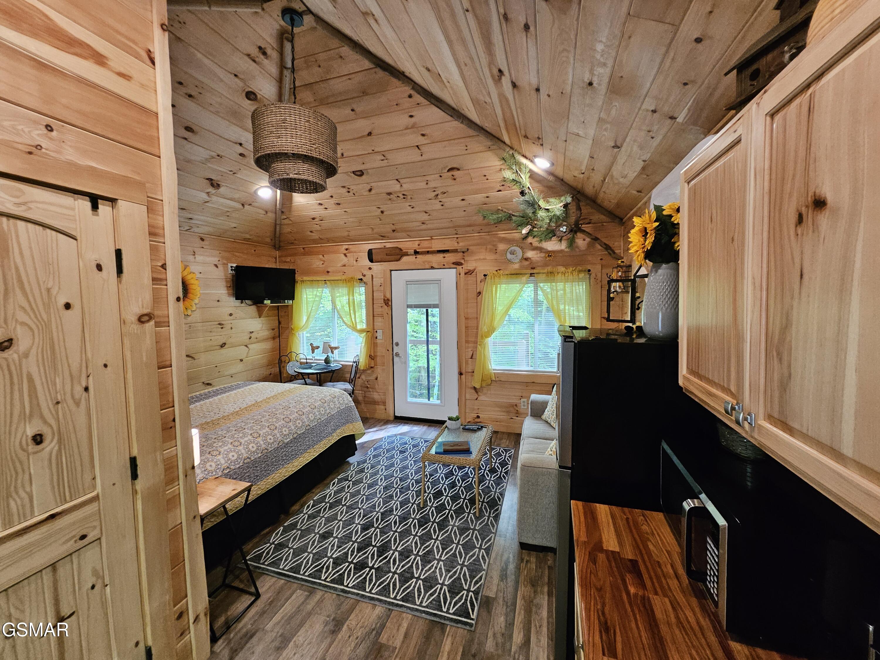 750 Caney Creek Road Cosby TN 37722