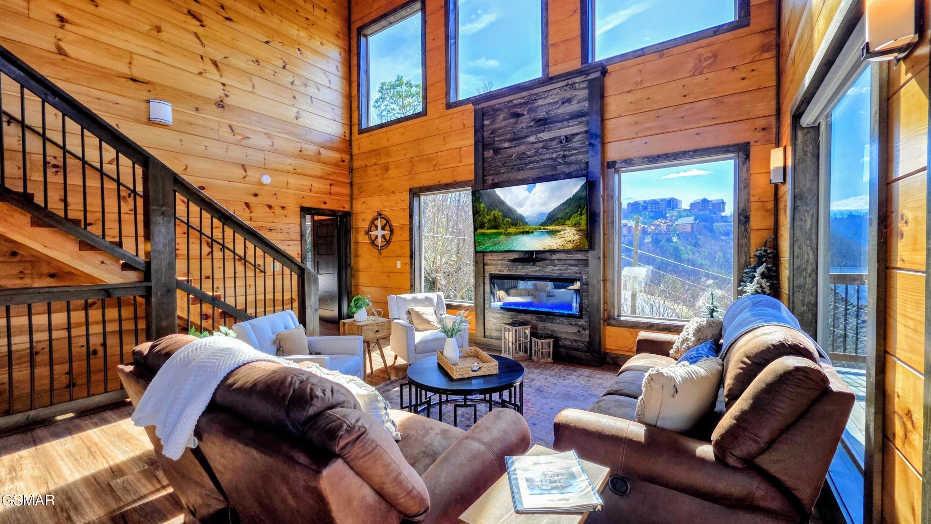 315 N Mountain Trail Gatlinburg TN 37738