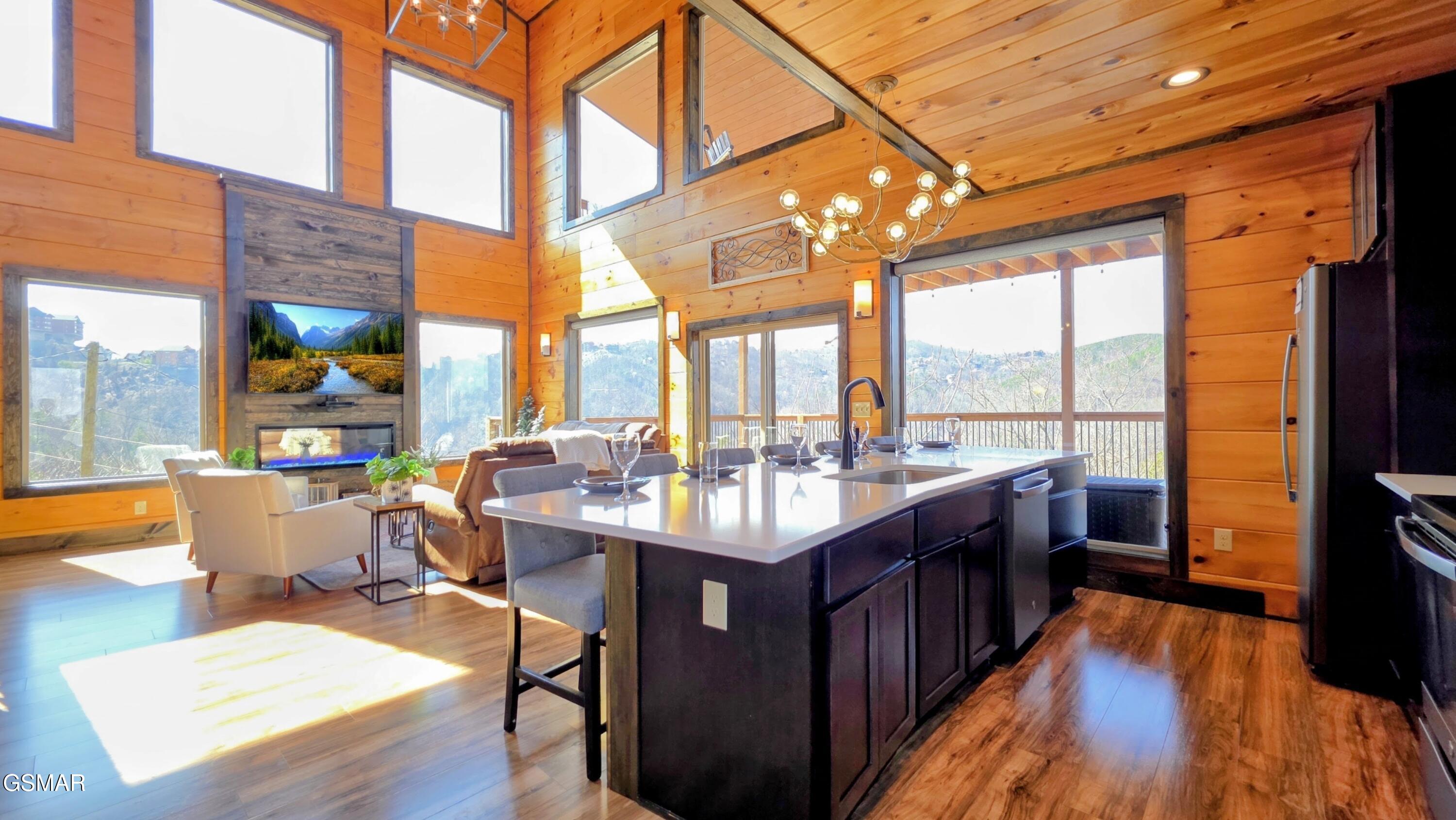 315 N Mountain Trail Gatlinburg TN 37738