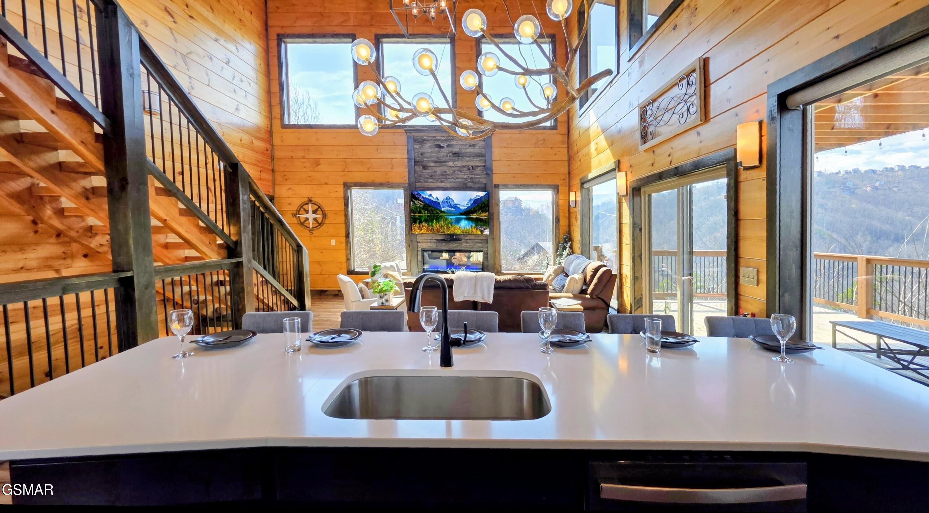 315 N Mountain Trail Gatlinburg TN 37738