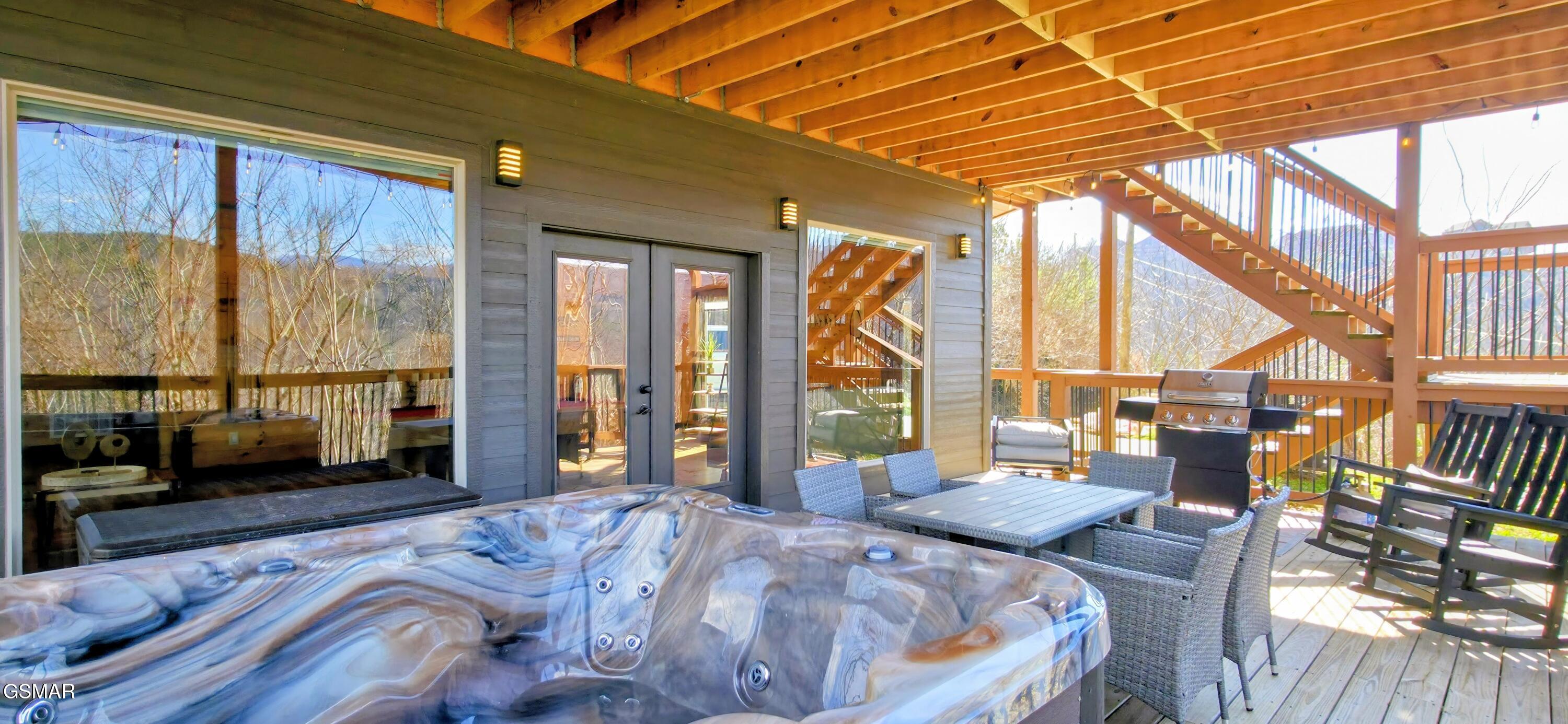 315 N Mountain Trail Gatlinburg TN 37738