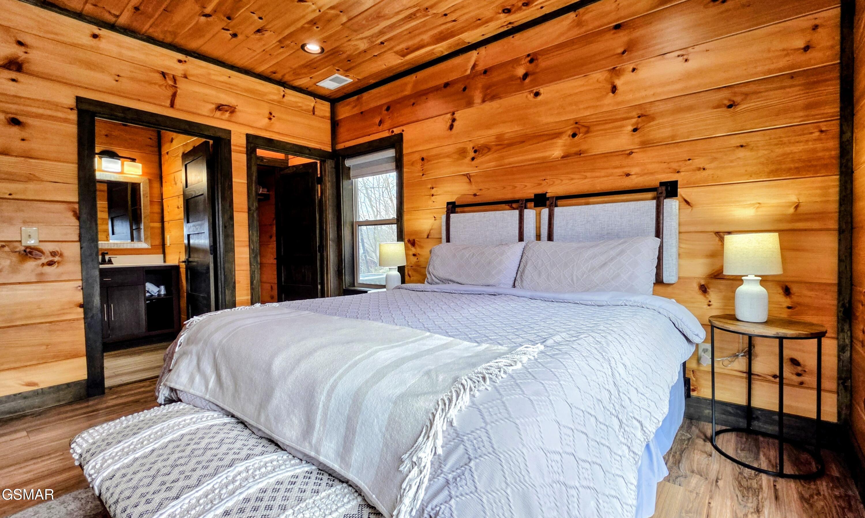 315 N Mountain Trail Gatlinburg TN 37738