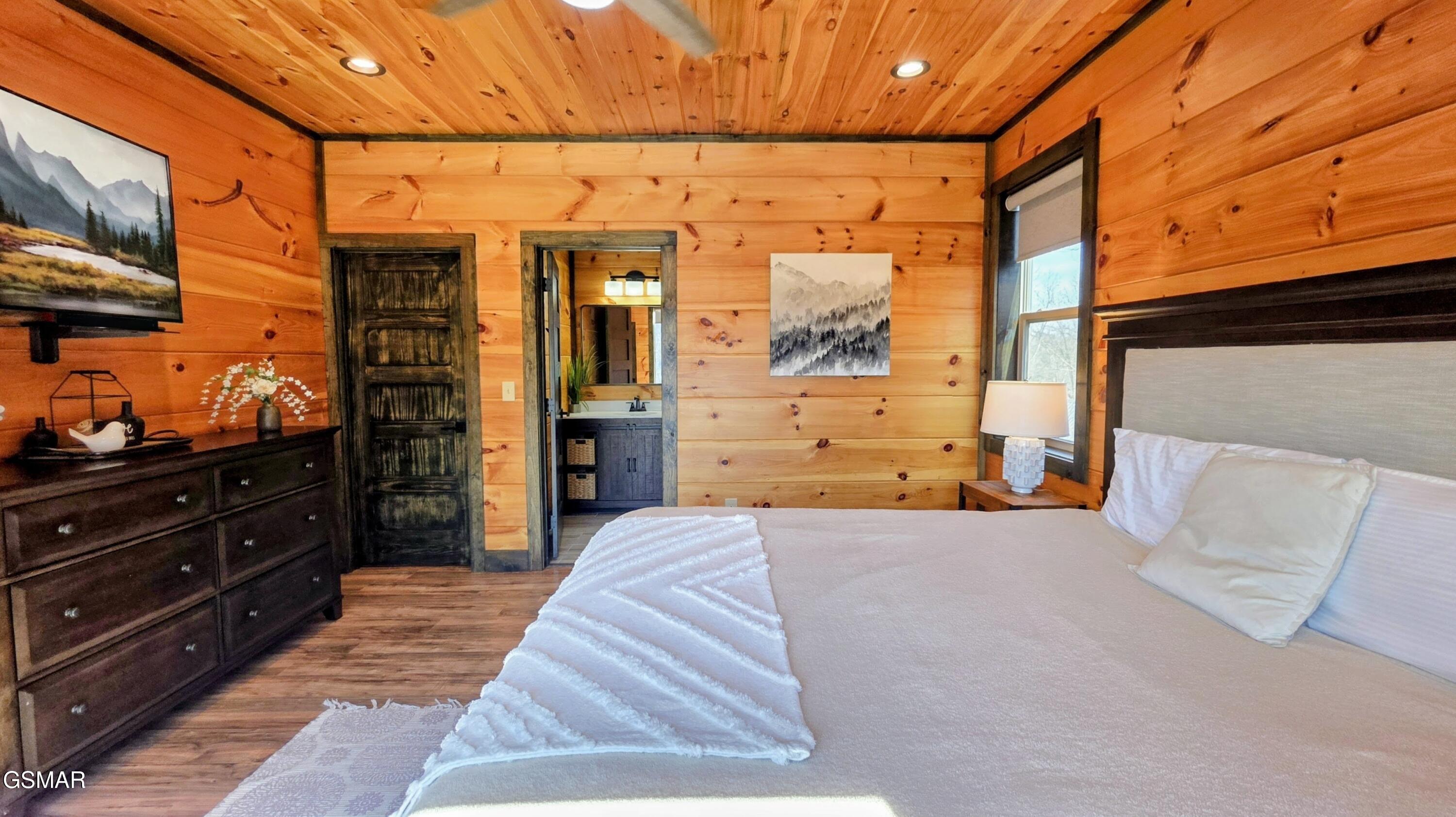 315 N Mountain Trail Gatlinburg TN 37738