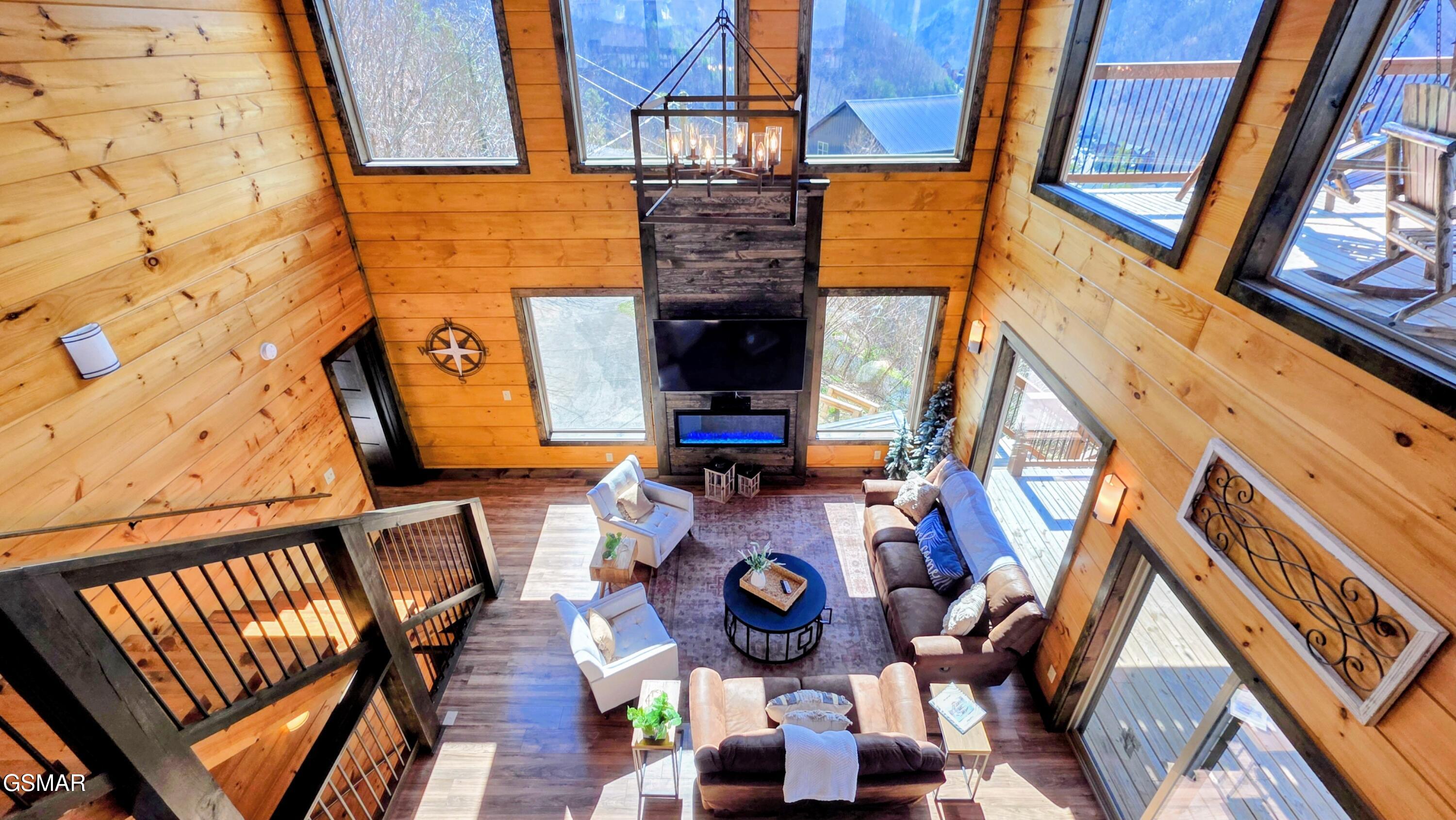 315 N Mountain Trail Gatlinburg TN 37738