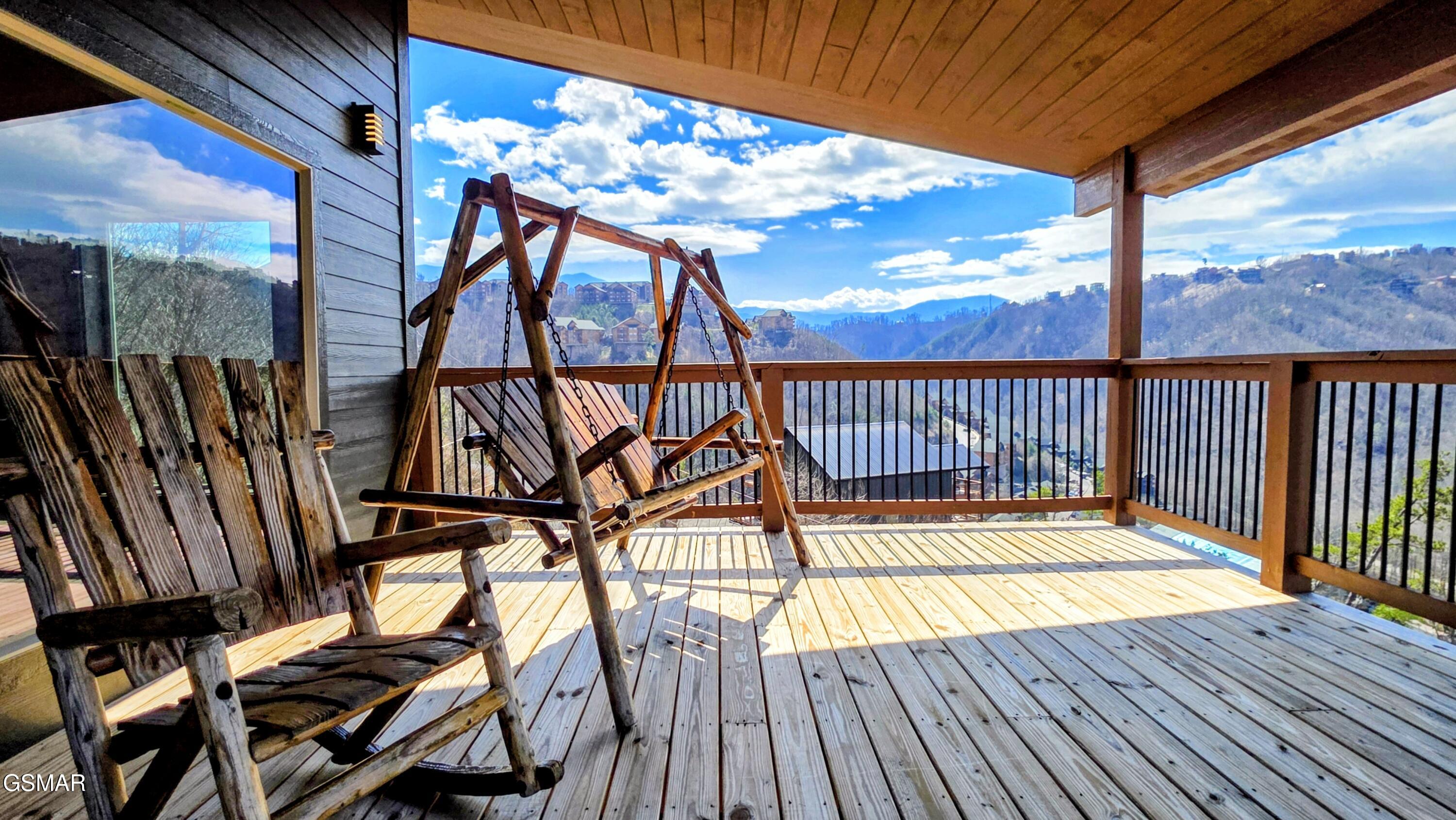 315 N Mountain Trail Gatlinburg TN 37738