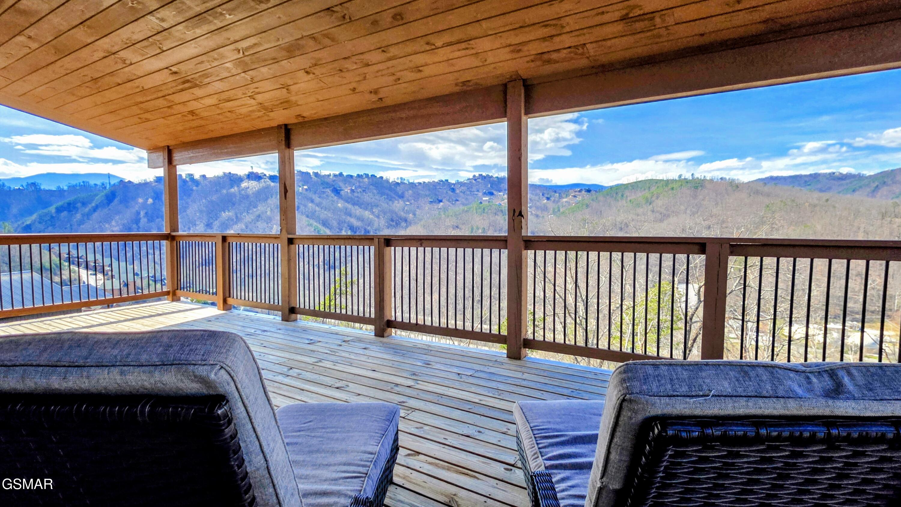 315 N Mountain Trail Gatlinburg TN 37738