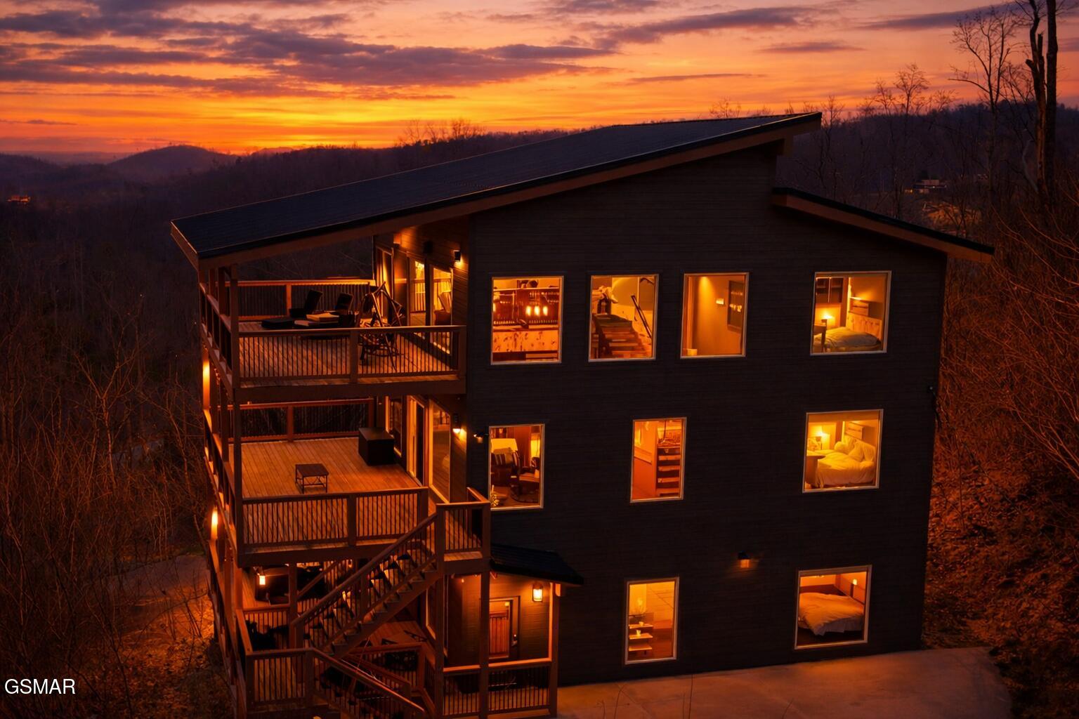 315 N Mountain Trail Gatlinburg TN 37738