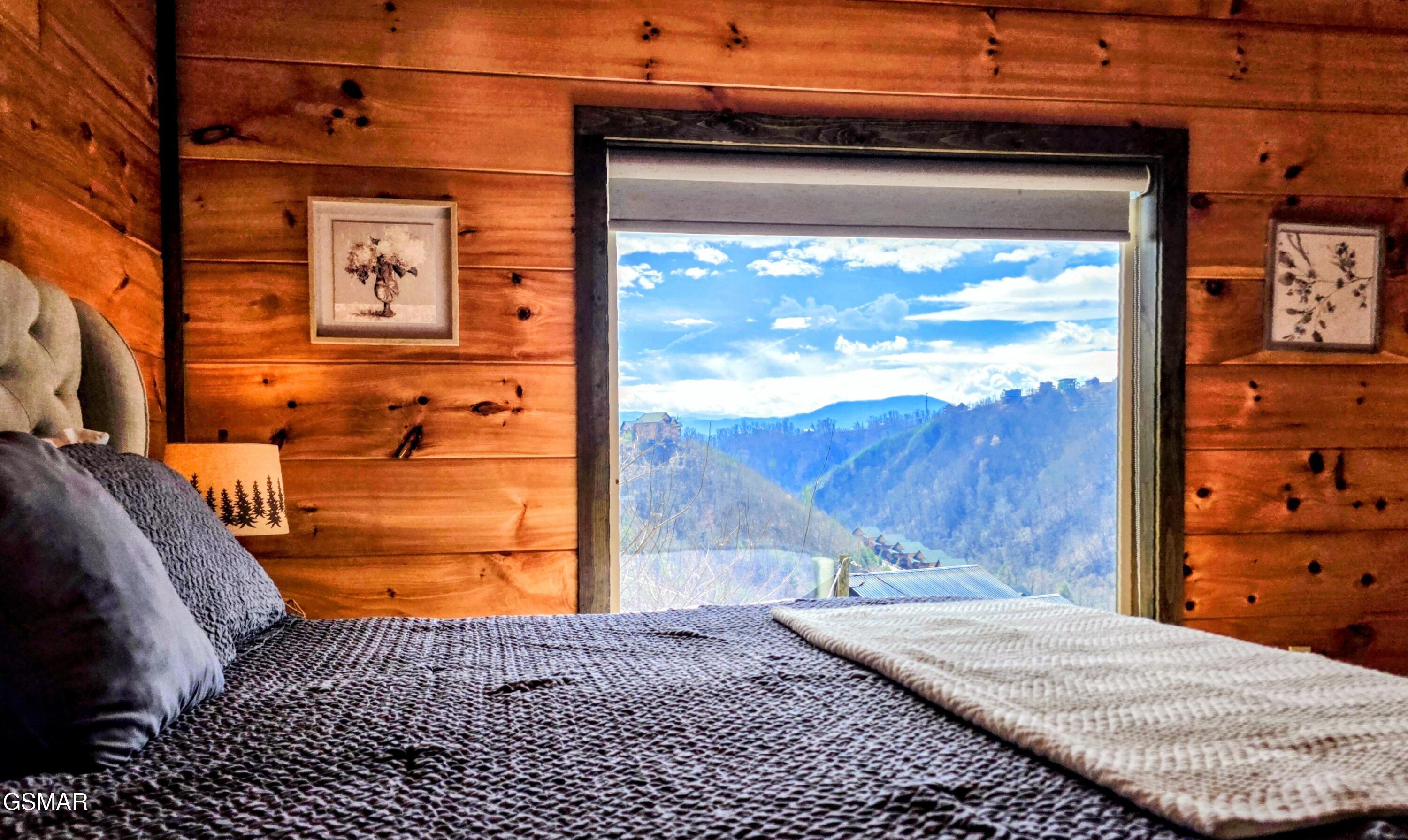 315 N Mountain Trail Gatlinburg TN 37738