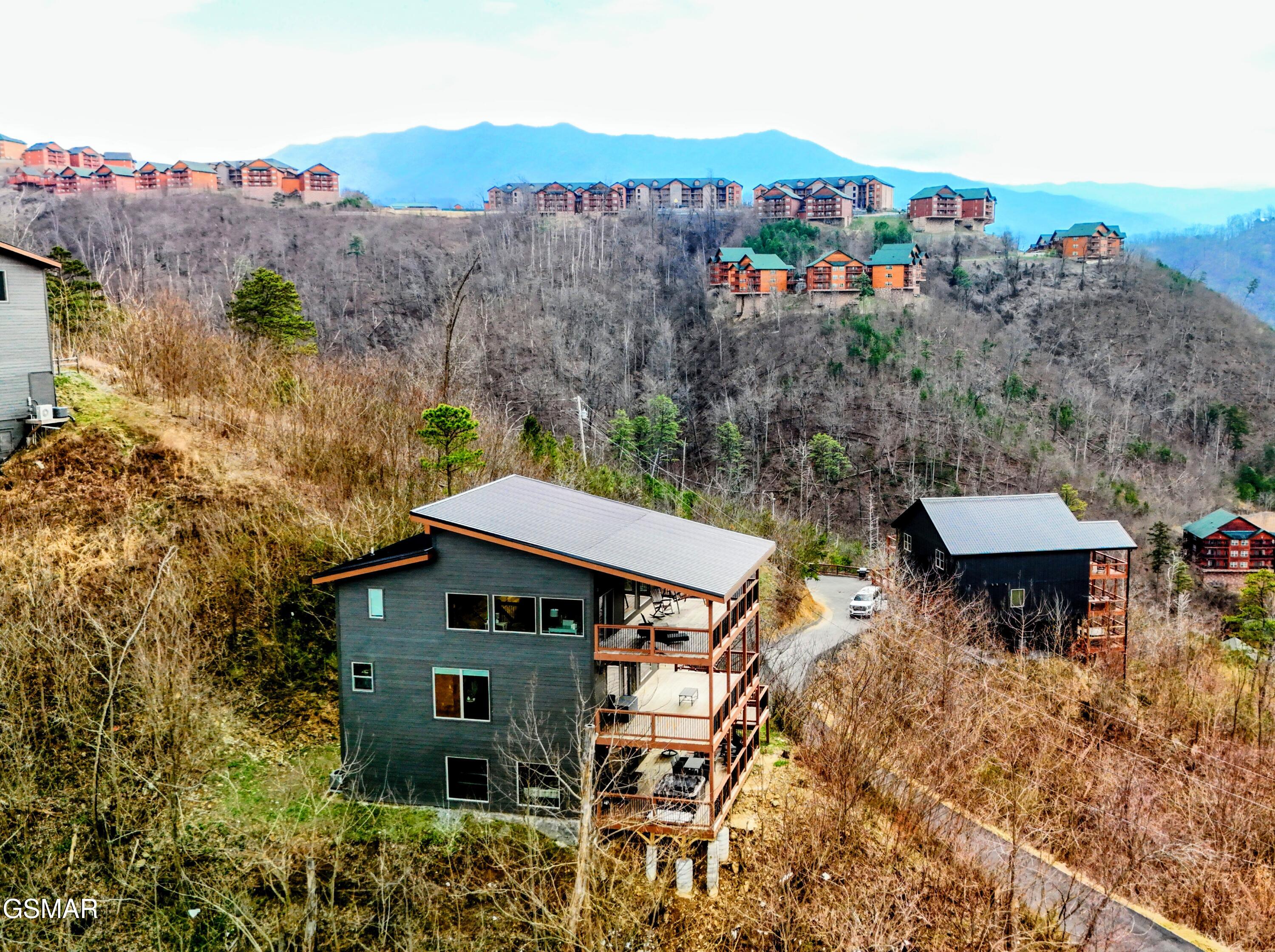 315 N Mountain Trail Gatlinburg TN 37738