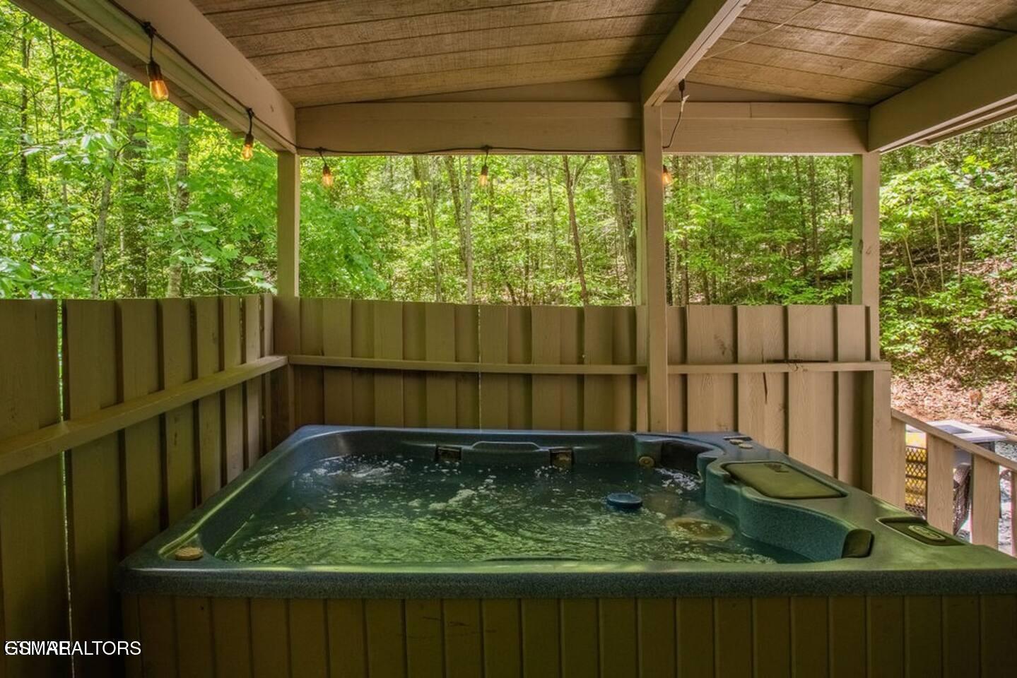 4314 Blue Bird Lane Gatlinburg TN 37738
