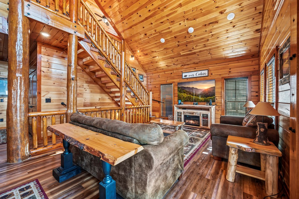 1440 Eagle Cloud Way Sevierville TN 37862