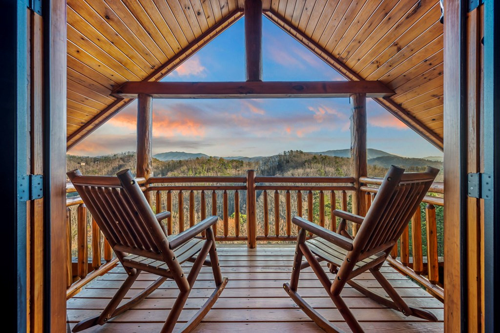 1440 Eagle Cloud Way Sevierville TN 37862