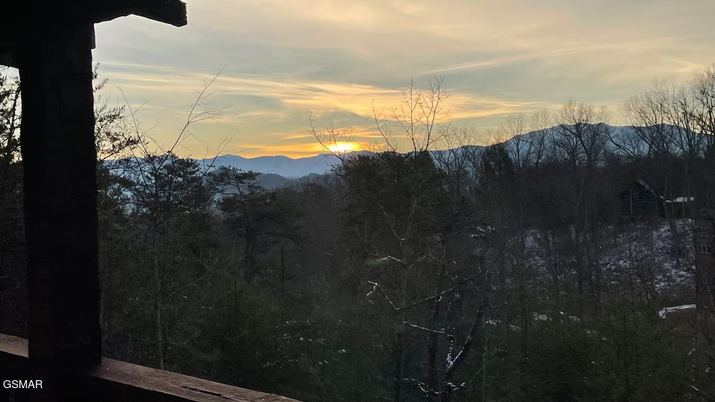 2330 Foxwell Way Sevierville TN 37876